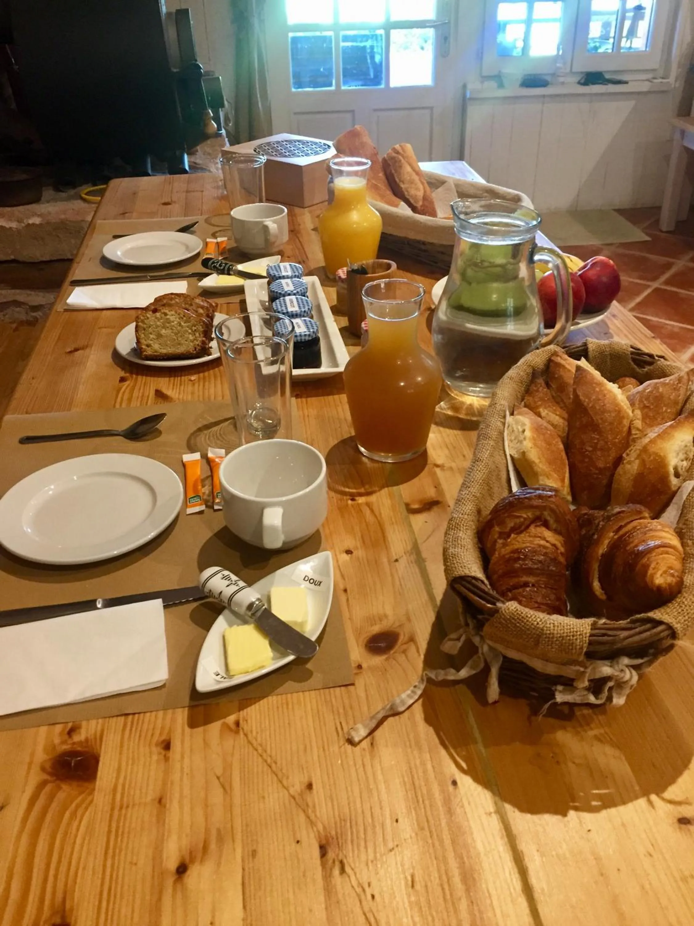 Breakfast in LE DOMAINE DU SENS