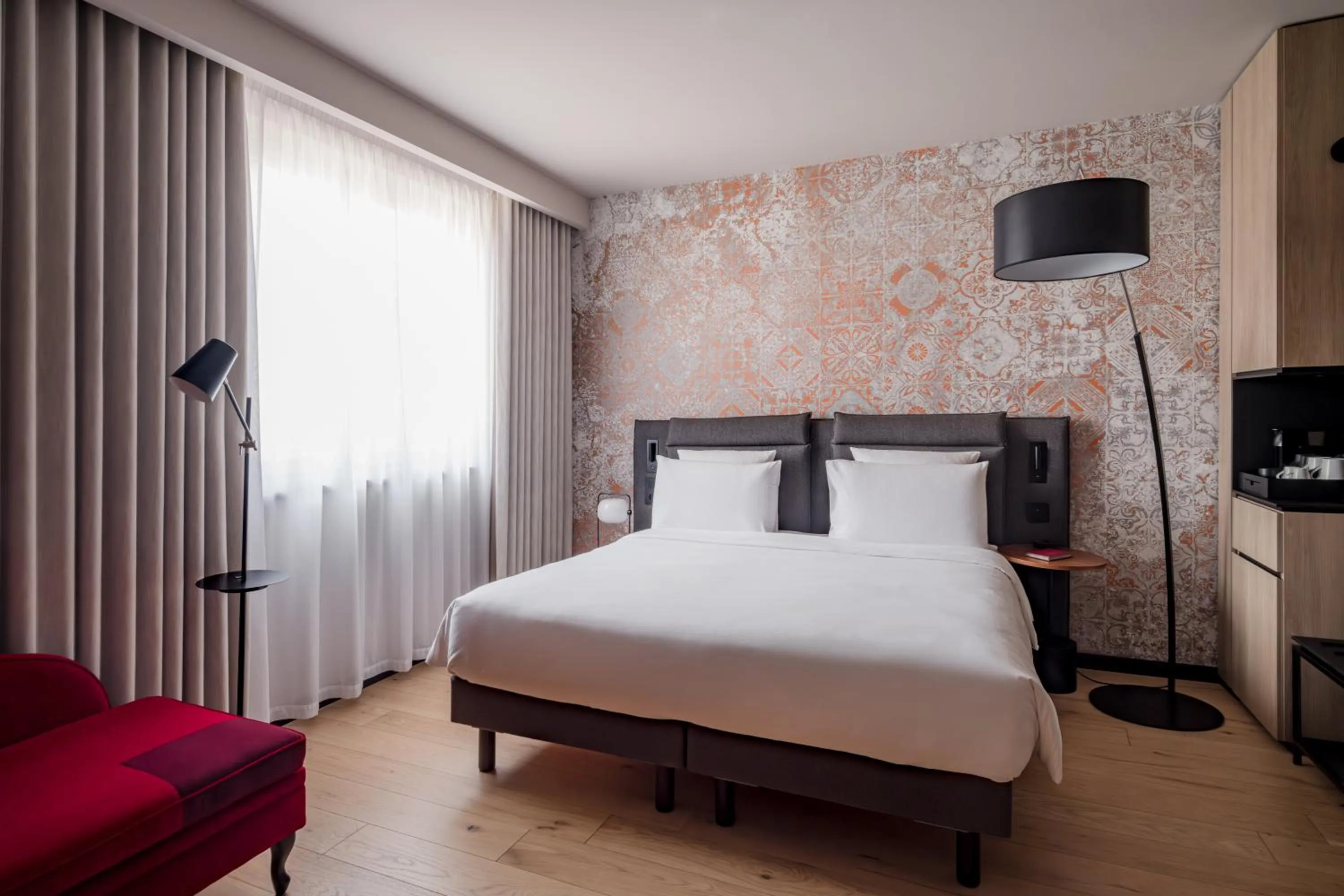 Bedroom, Bed in Hôtel LÉONOR the place to live