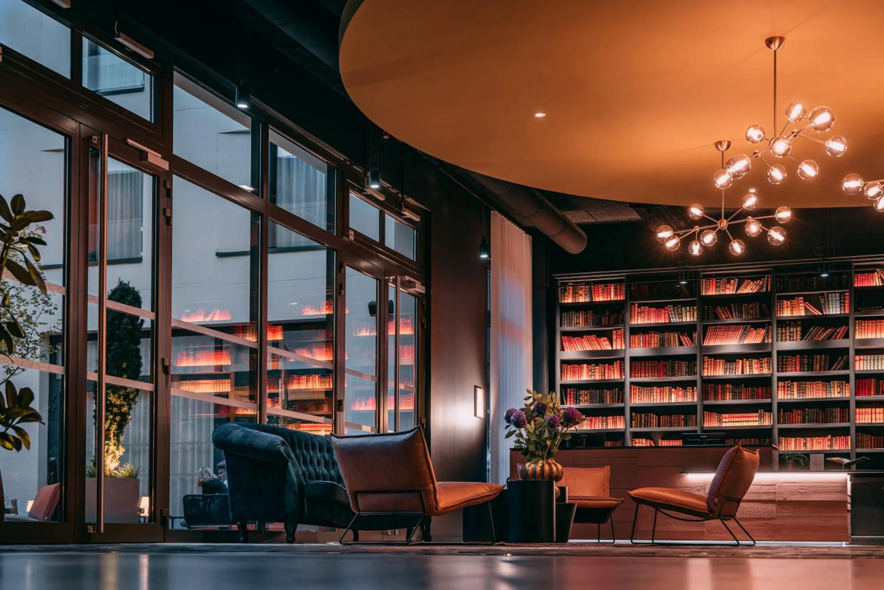 Lobby or reception in Hôtel LÉONOR the place to live