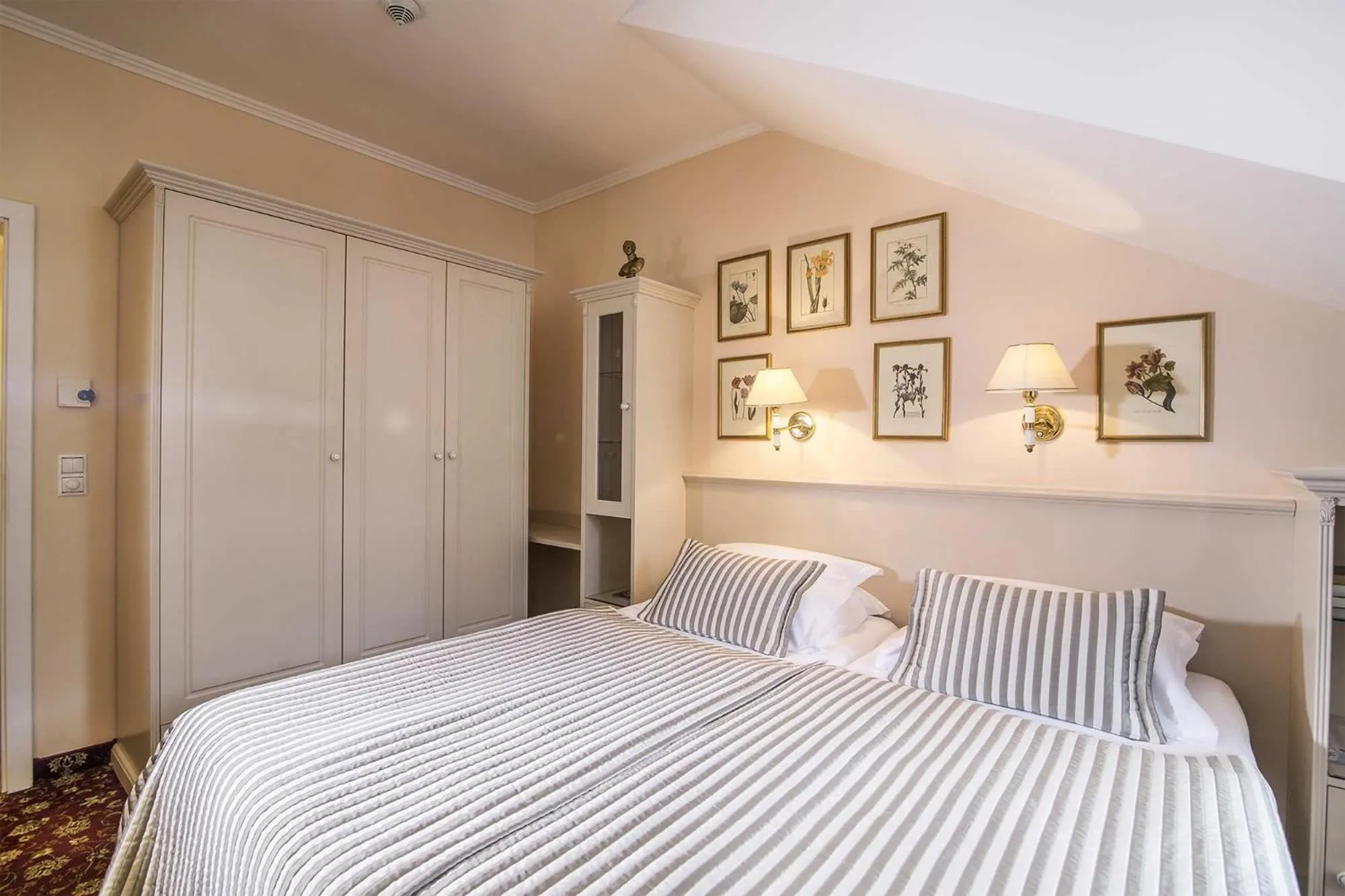 Bed in Karlsbad Grande Madonna