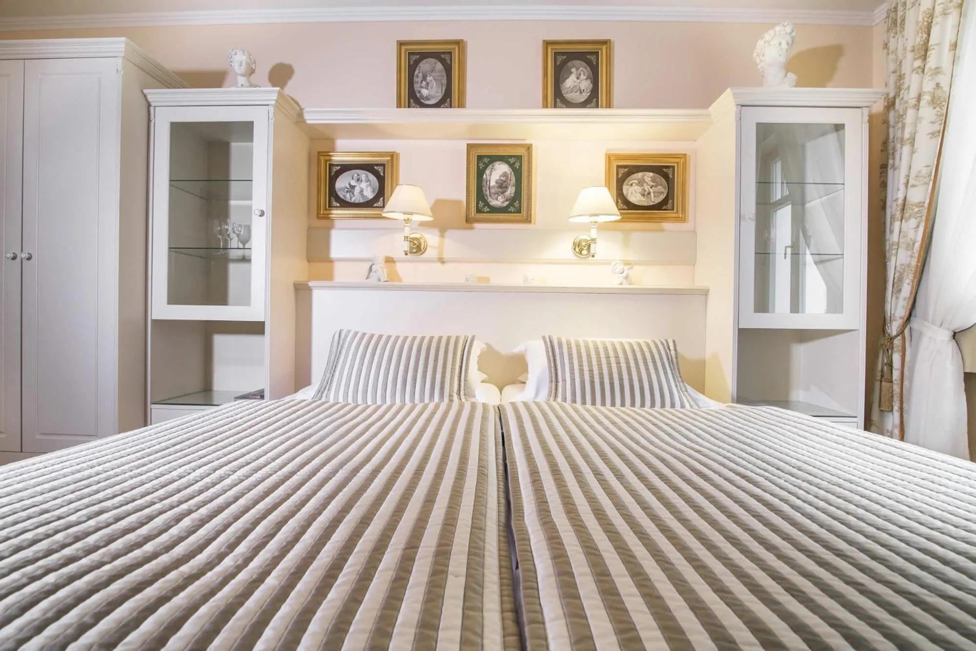 Bed in Karlsbad Grande Madonna