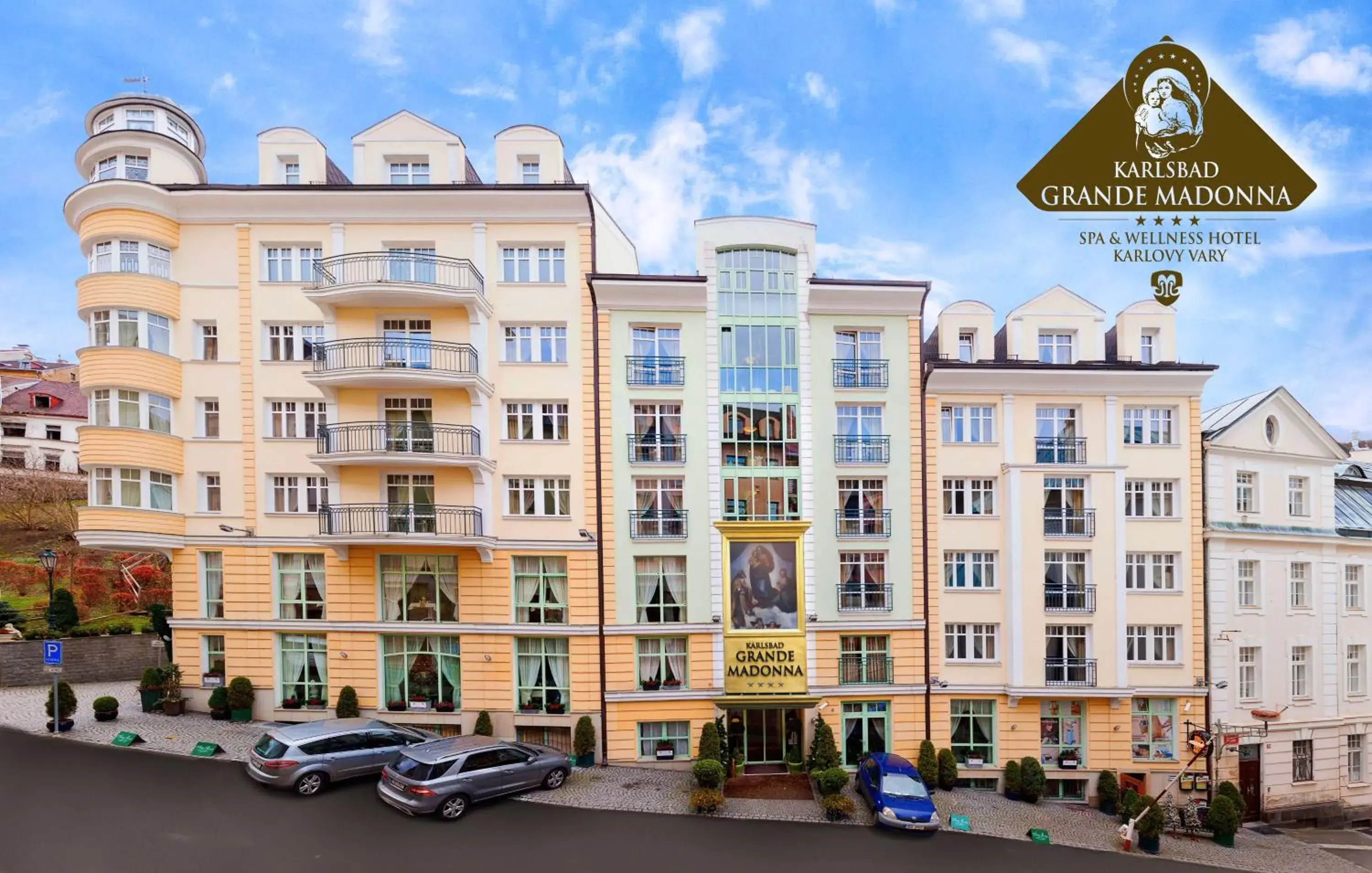 Property building in Karlsbad Grande Madonna Property building in Karlsbad Grande Madonna