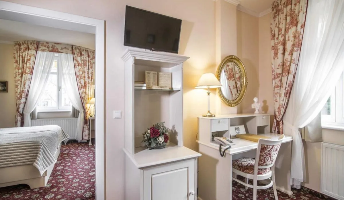 Bed in Karlsbad Grande Madonna