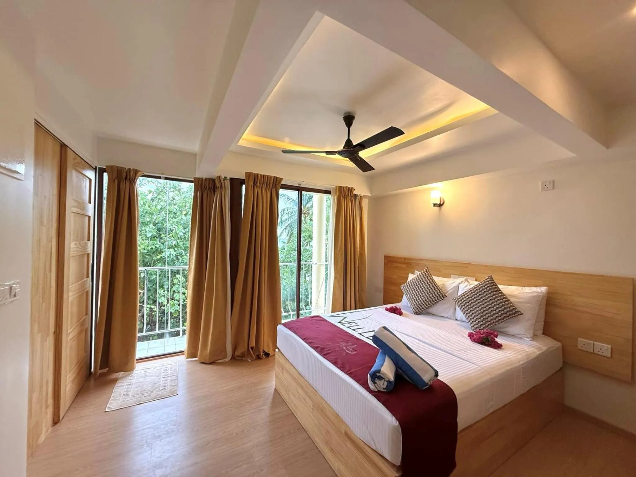 Bedroom, Bed in Ocean Lilly Inn