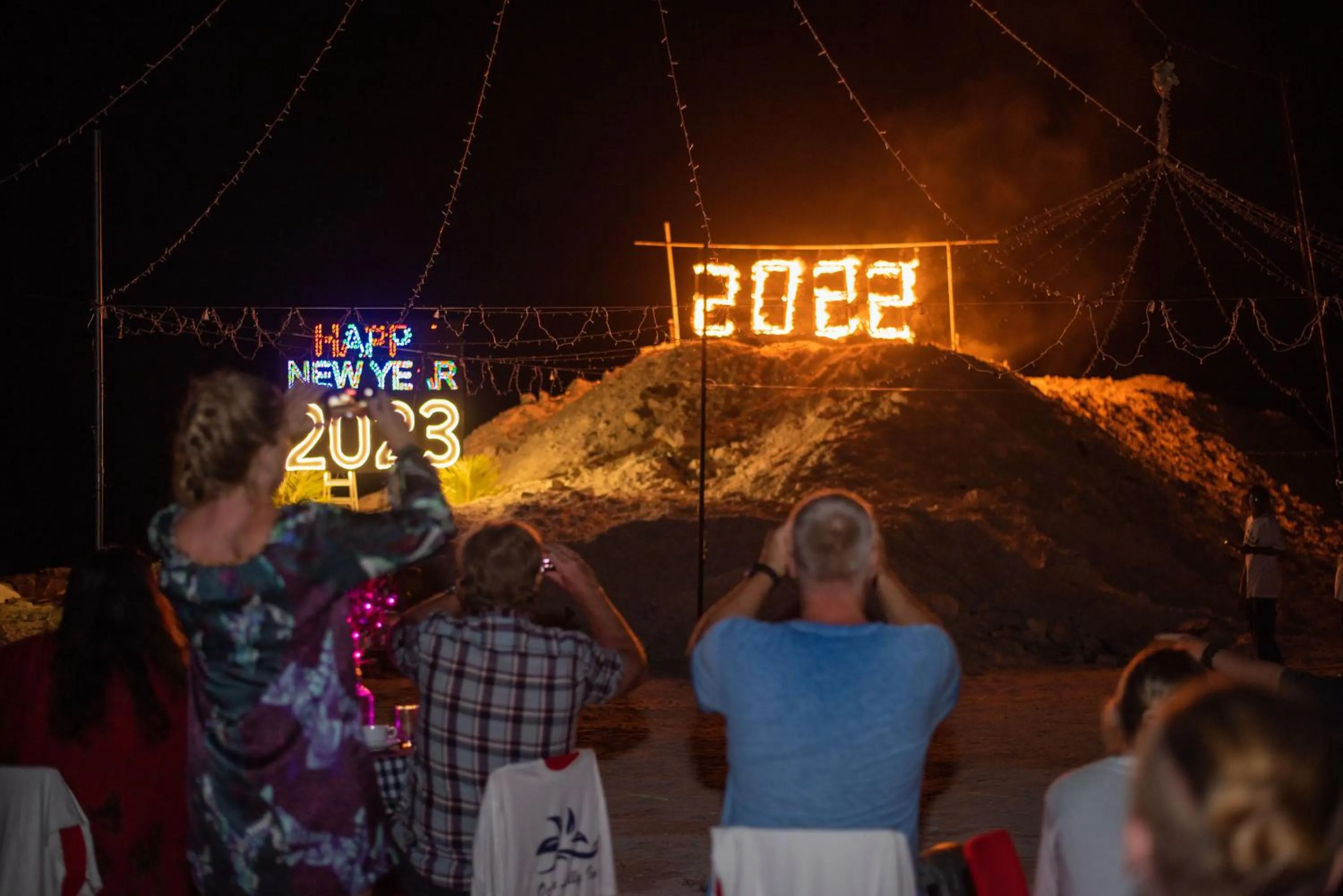 Evening entertainment in Ocean Lilly Inn