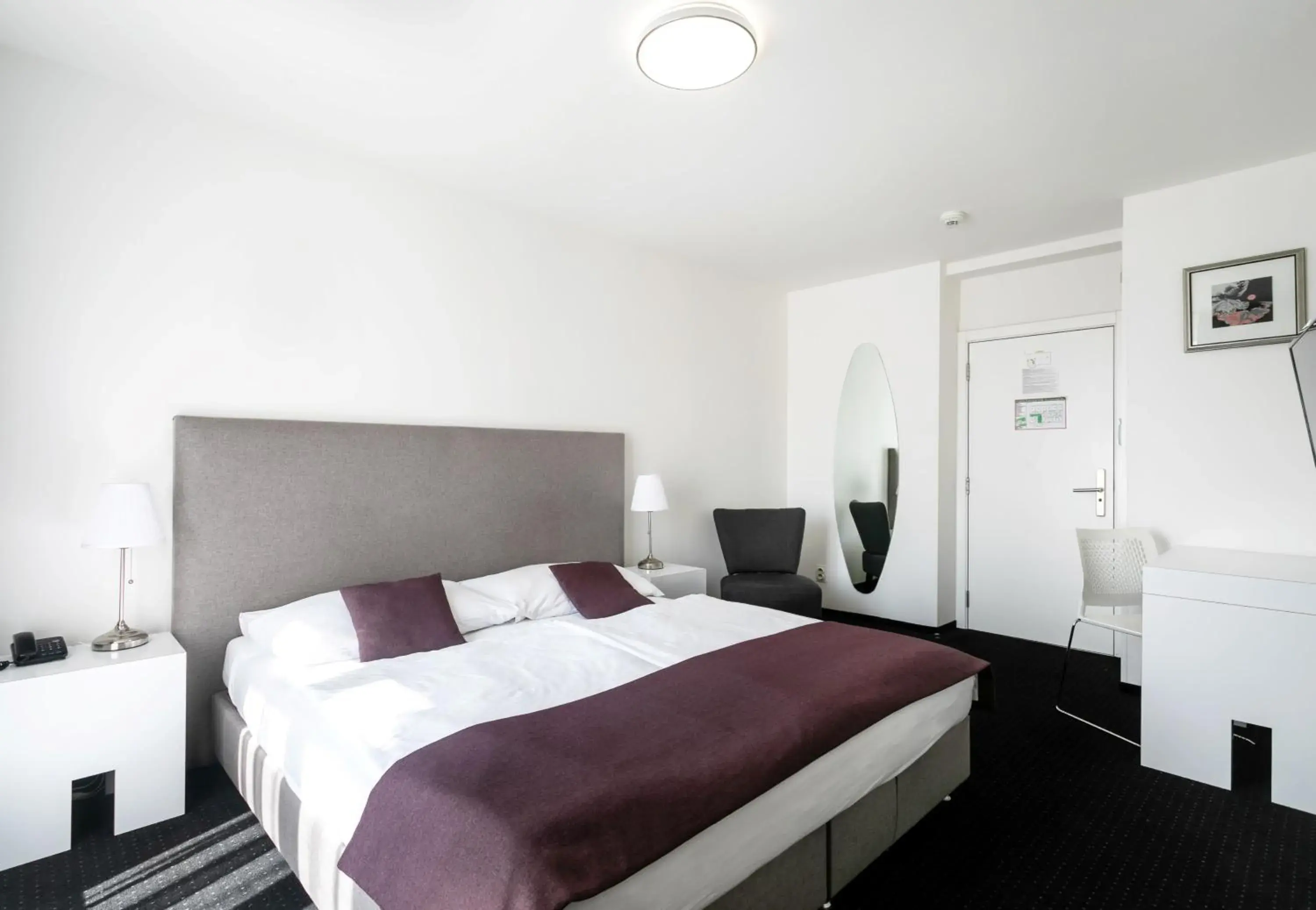 Bed in My Hotel Apollon Bed in My Hotel Apollon