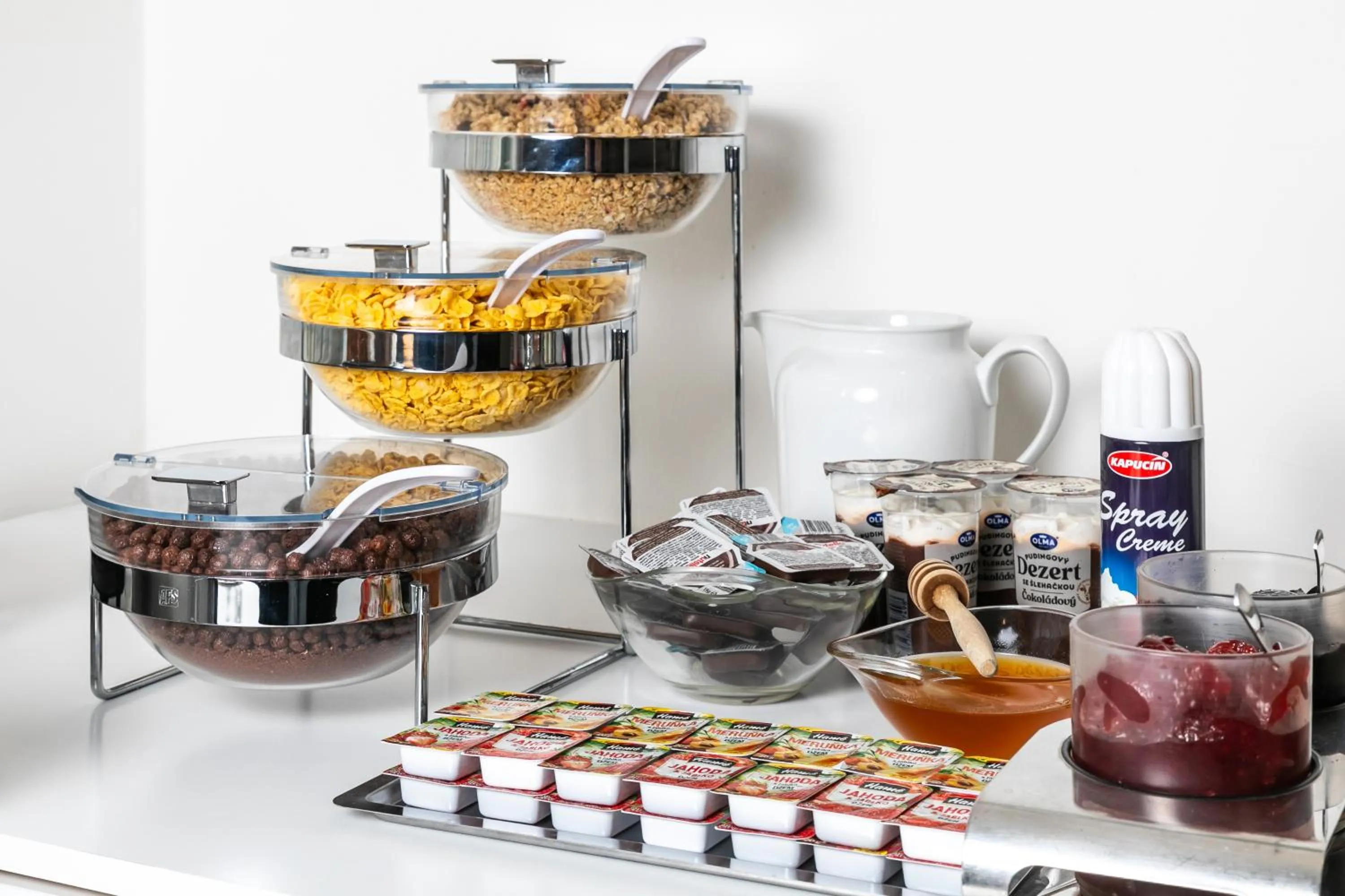 Breakfast in My Hotel Apollon