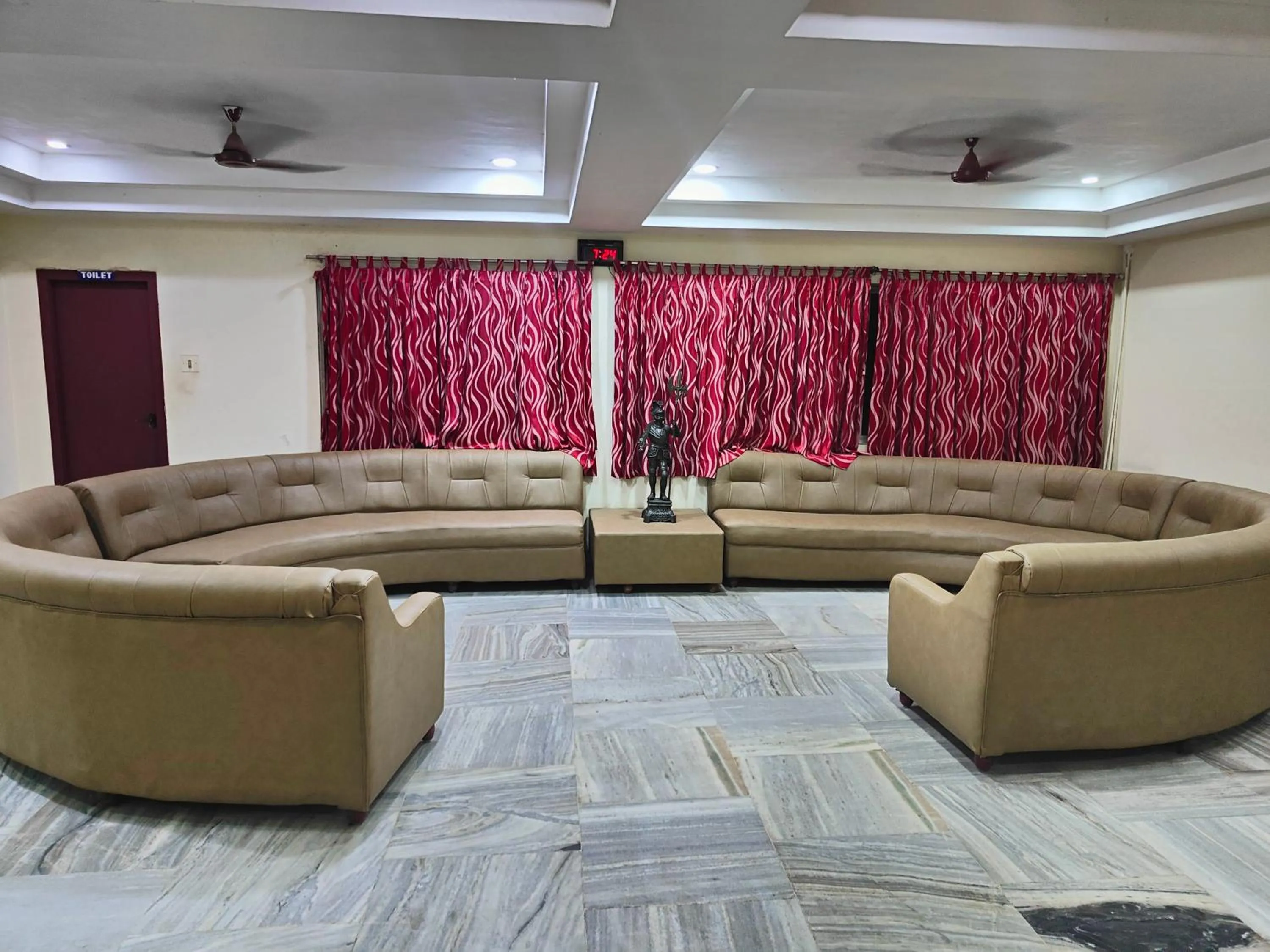 Lobby or reception in Hotel Geetha International