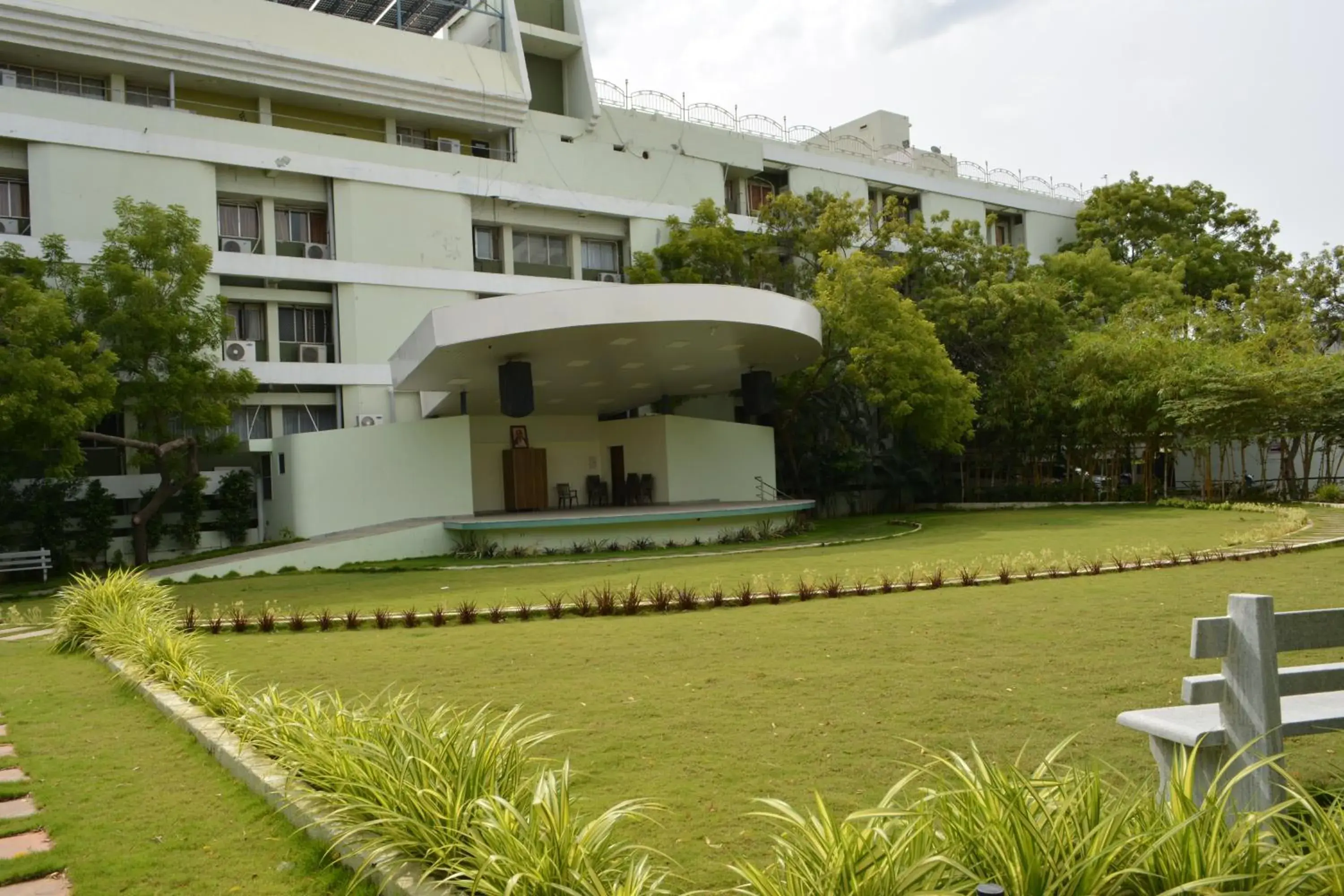 Garden view in Hotel Geetha International Garden view in Hotel Geetha International