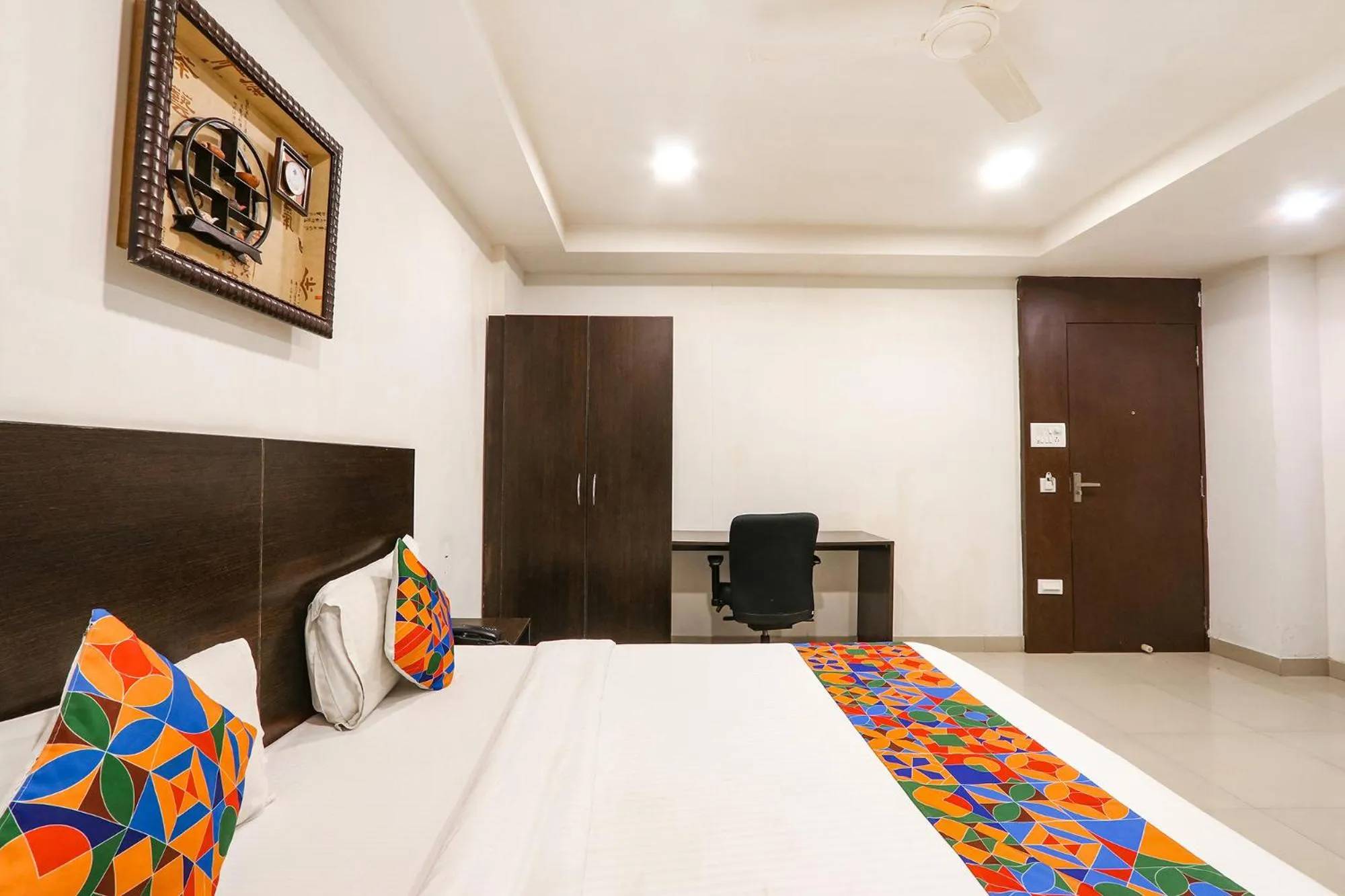 Bed in FabHotel Blue Dawn - Gachibowli - Nr ISB