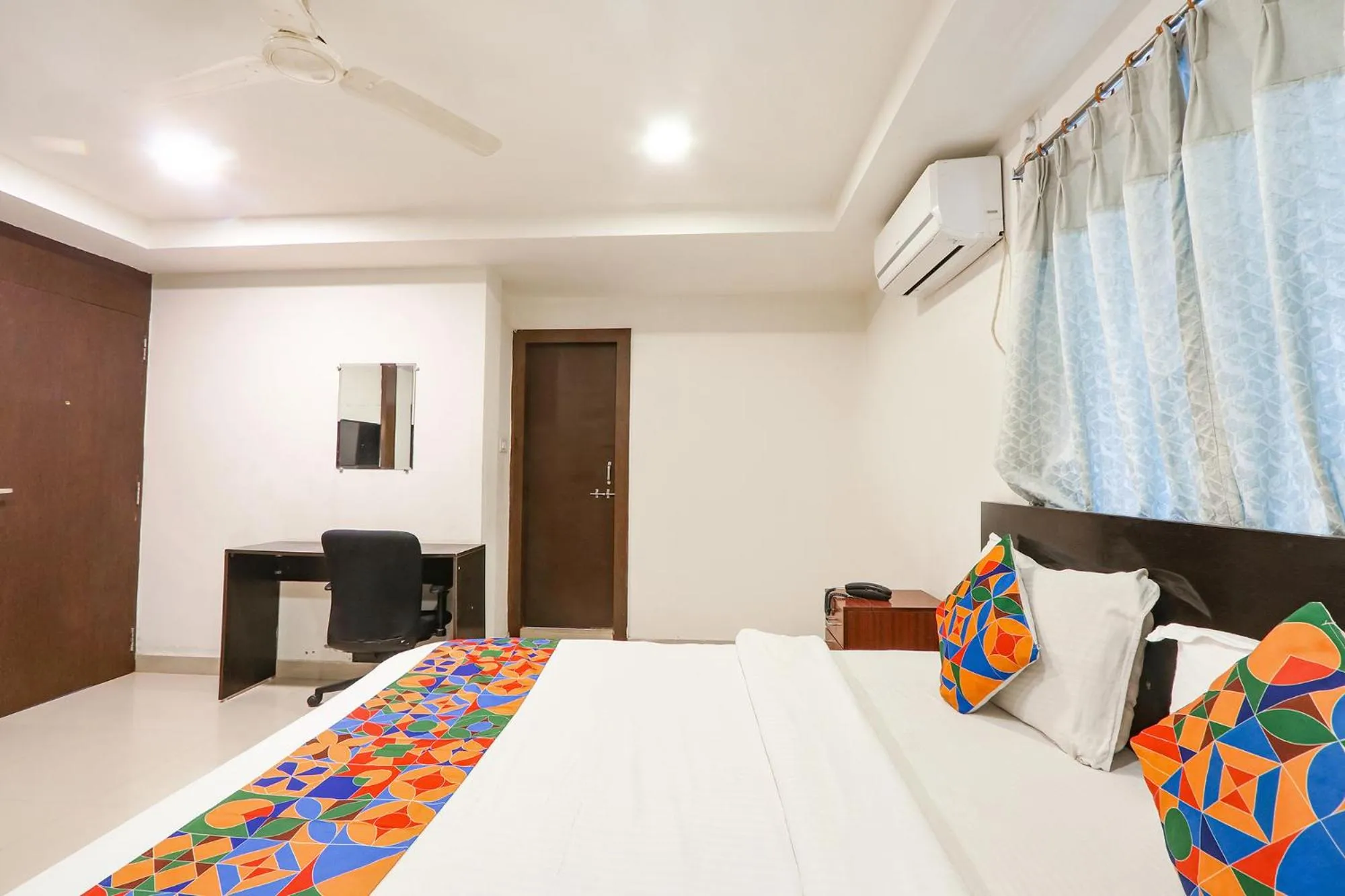 Bed in FabHotel Blue Dawn - Gachibowli - Nr ISB
