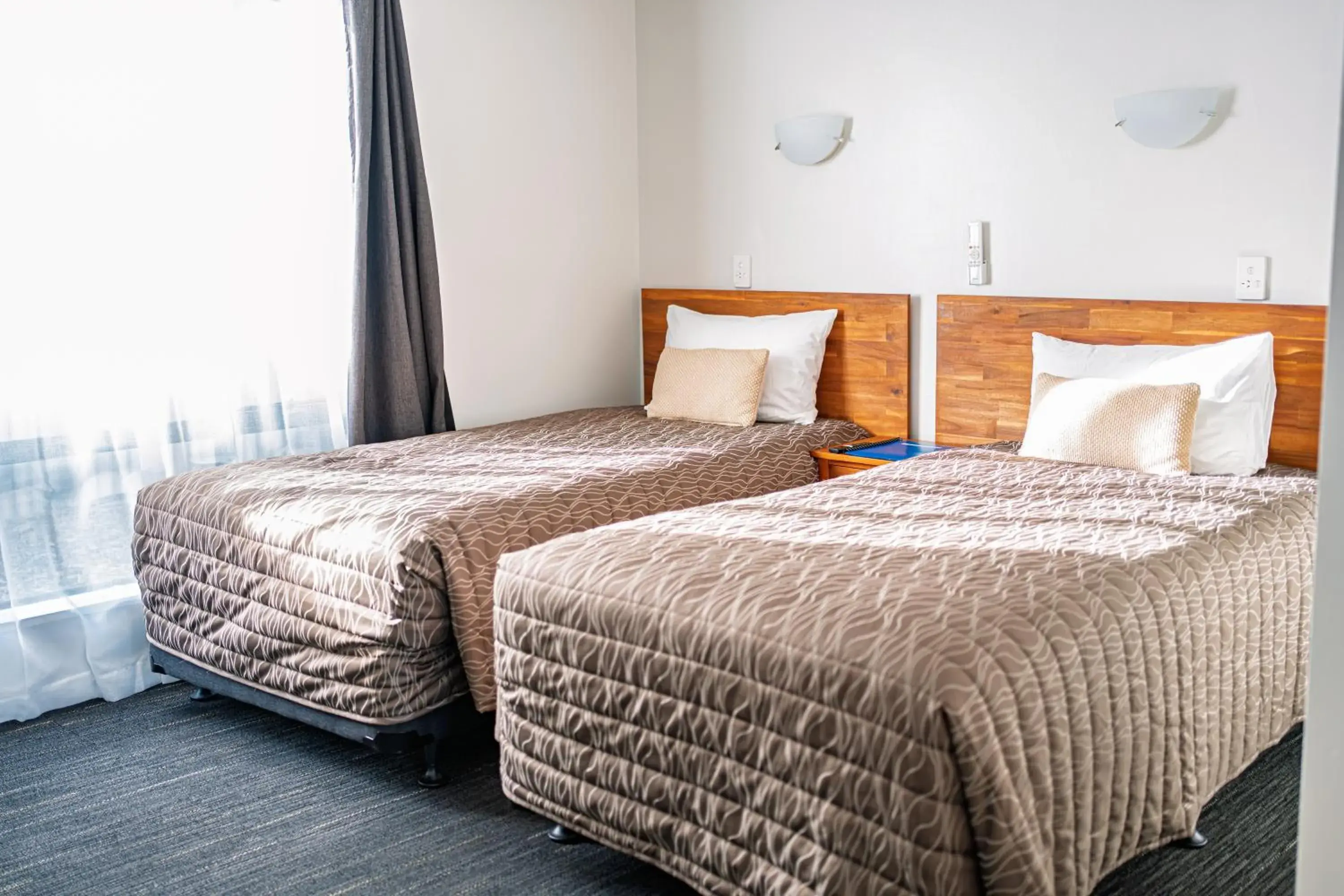 Photo of the whole room, Bed in Samhil Motor Lodge Photo of the whole room, Bed in Samhil Motor Lodge