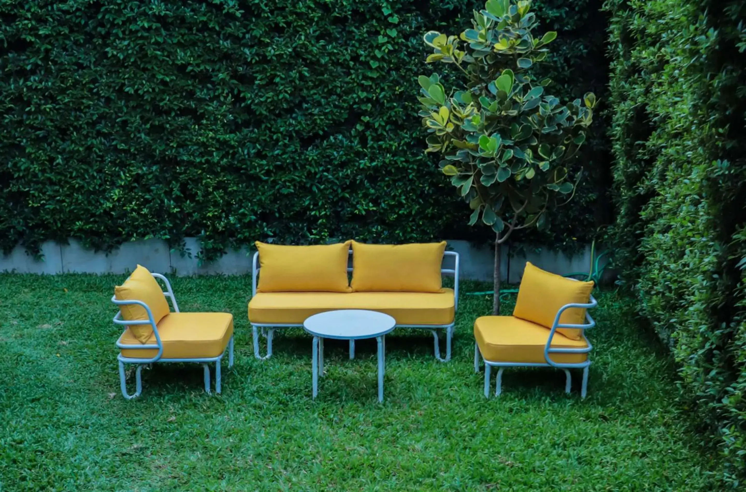 Property building in SureStay by Best Western Iconic Ari-Jatujak Property building in SureStay by Best Western Iconic Ari-Jatujak