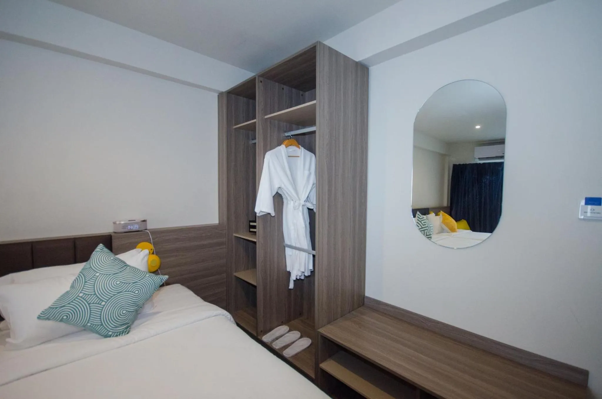 Bed in SureStay by Best Western Iconic Ari-Jatujak