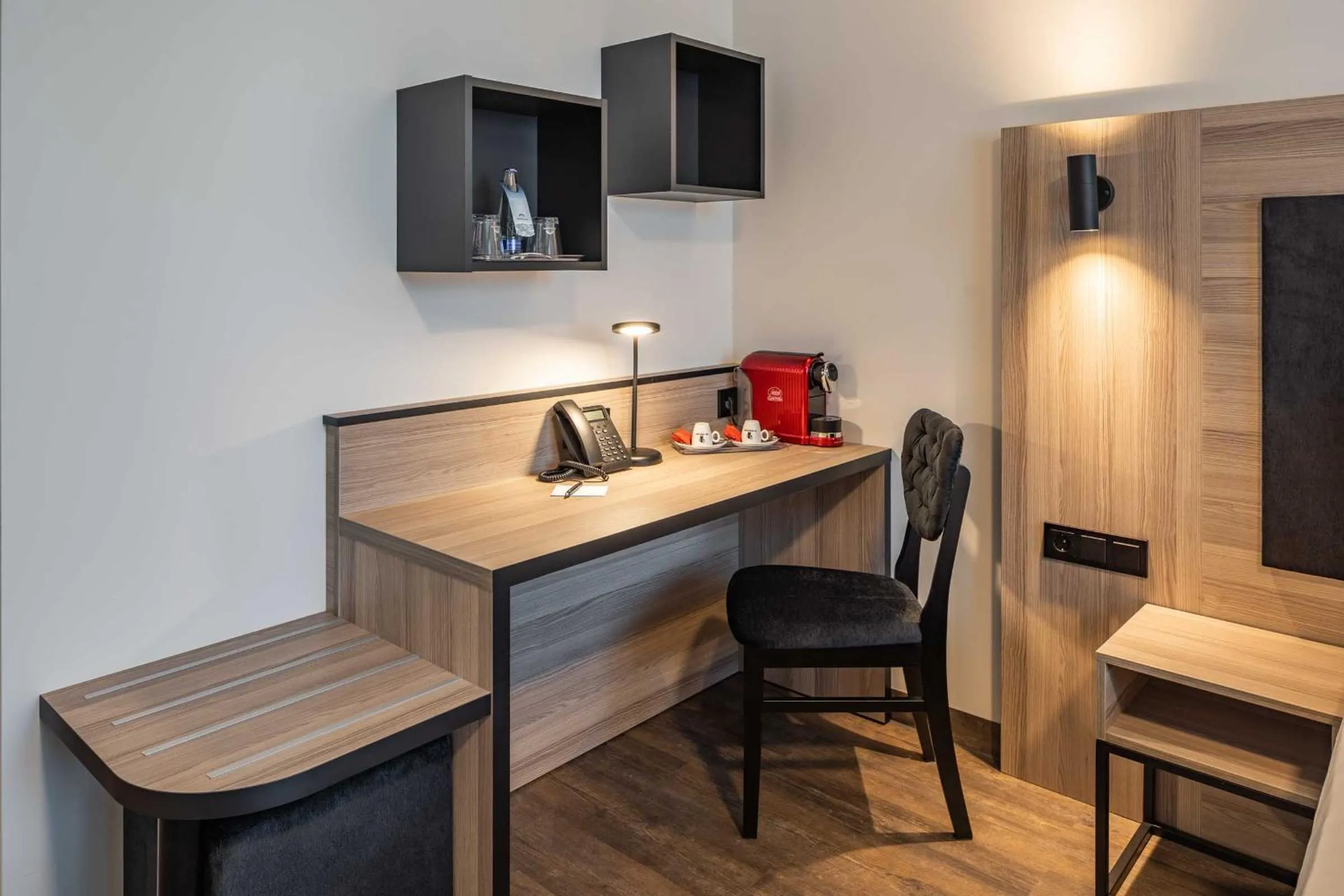 Coffee/tea facilities in Abasto Hotel Dachau