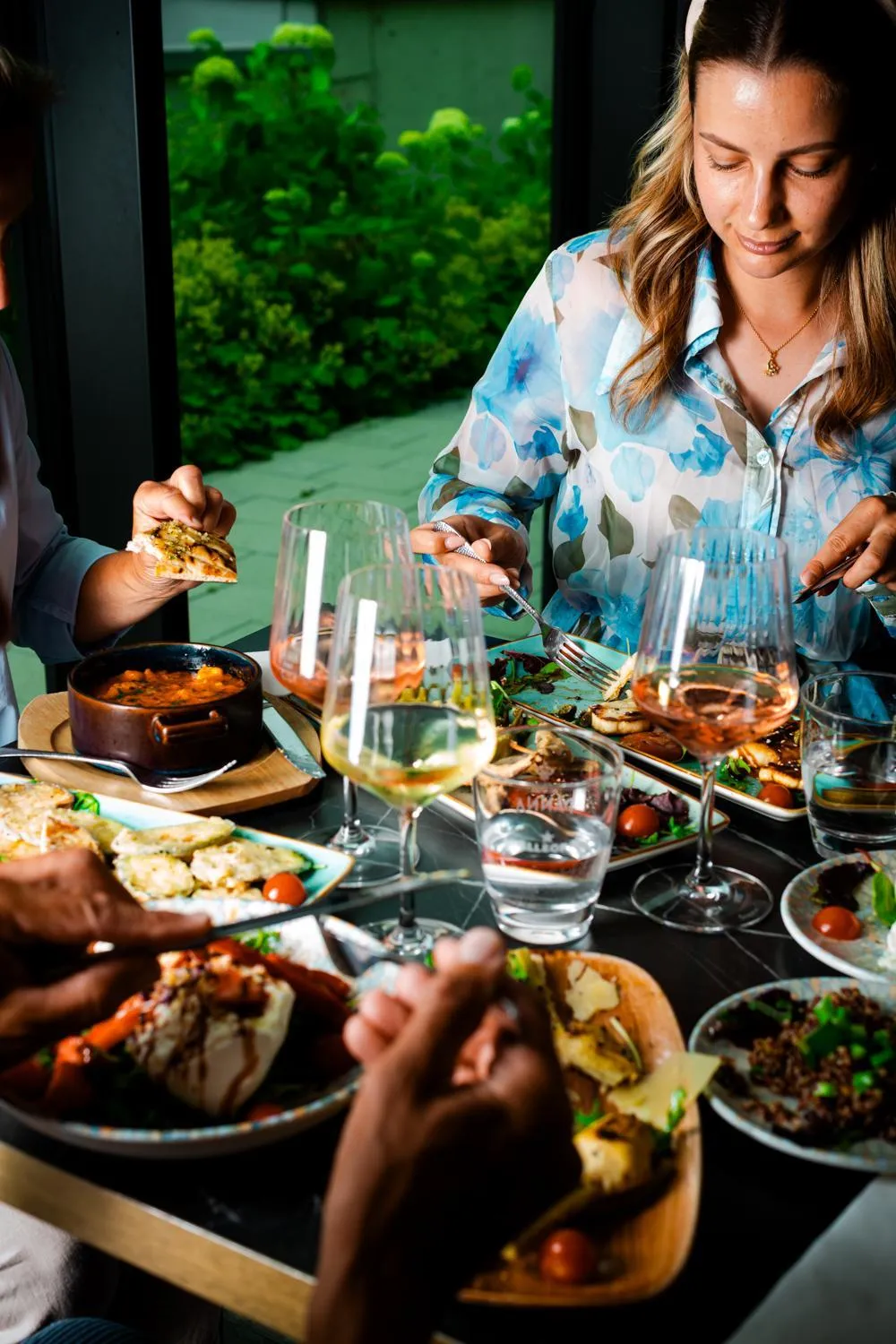 Restaurant/places to eat in Abasto Hotel Dachau