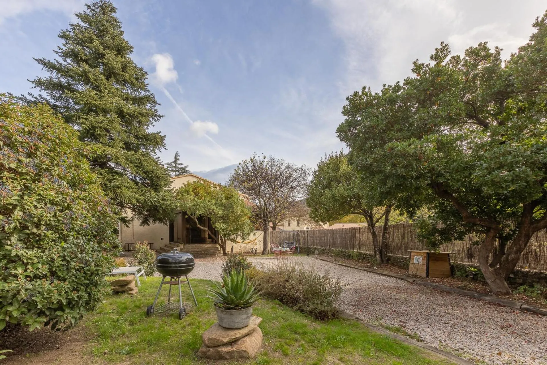 Garden in L'Interlude