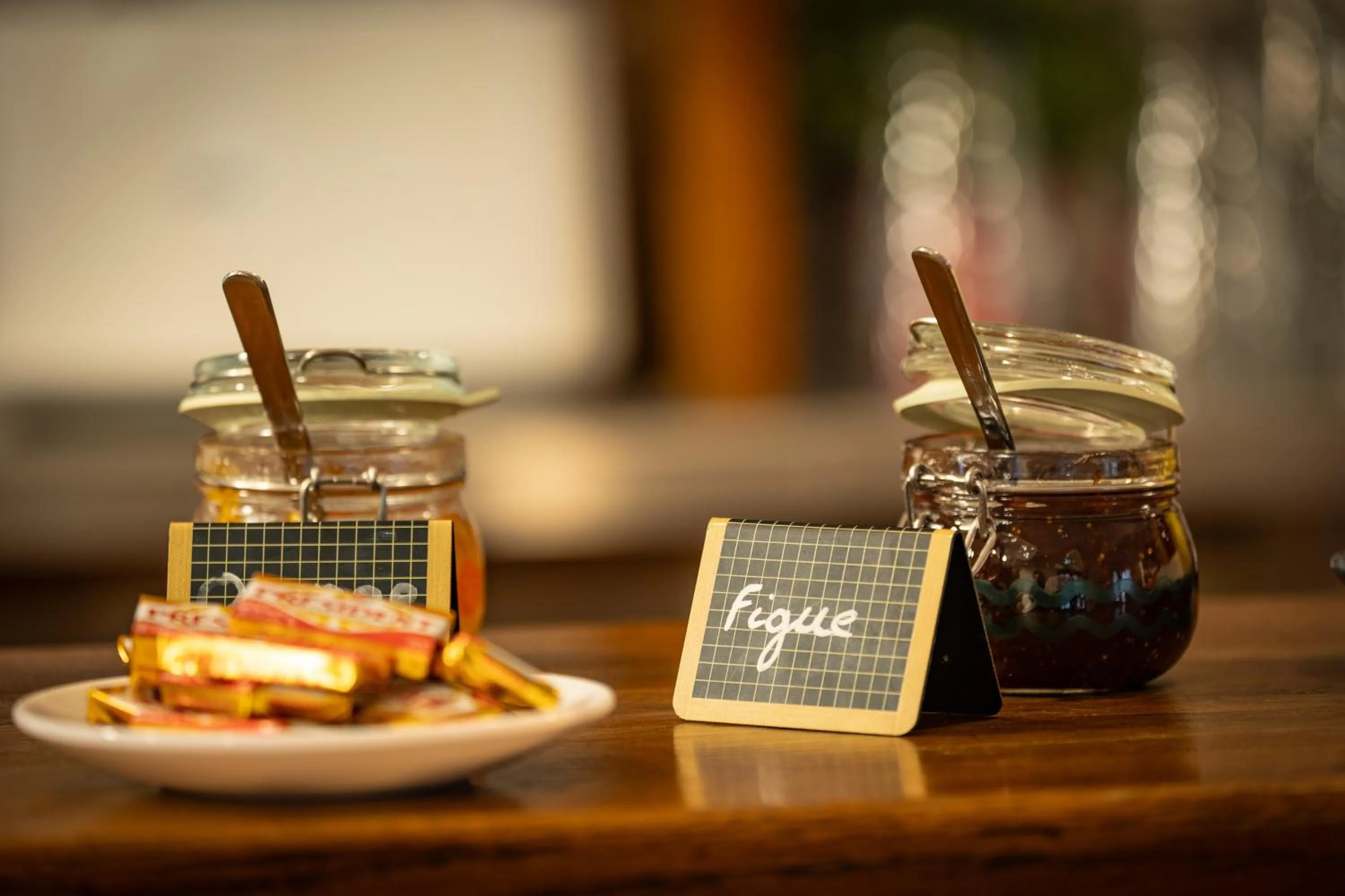 Breakfast in L'Interlude