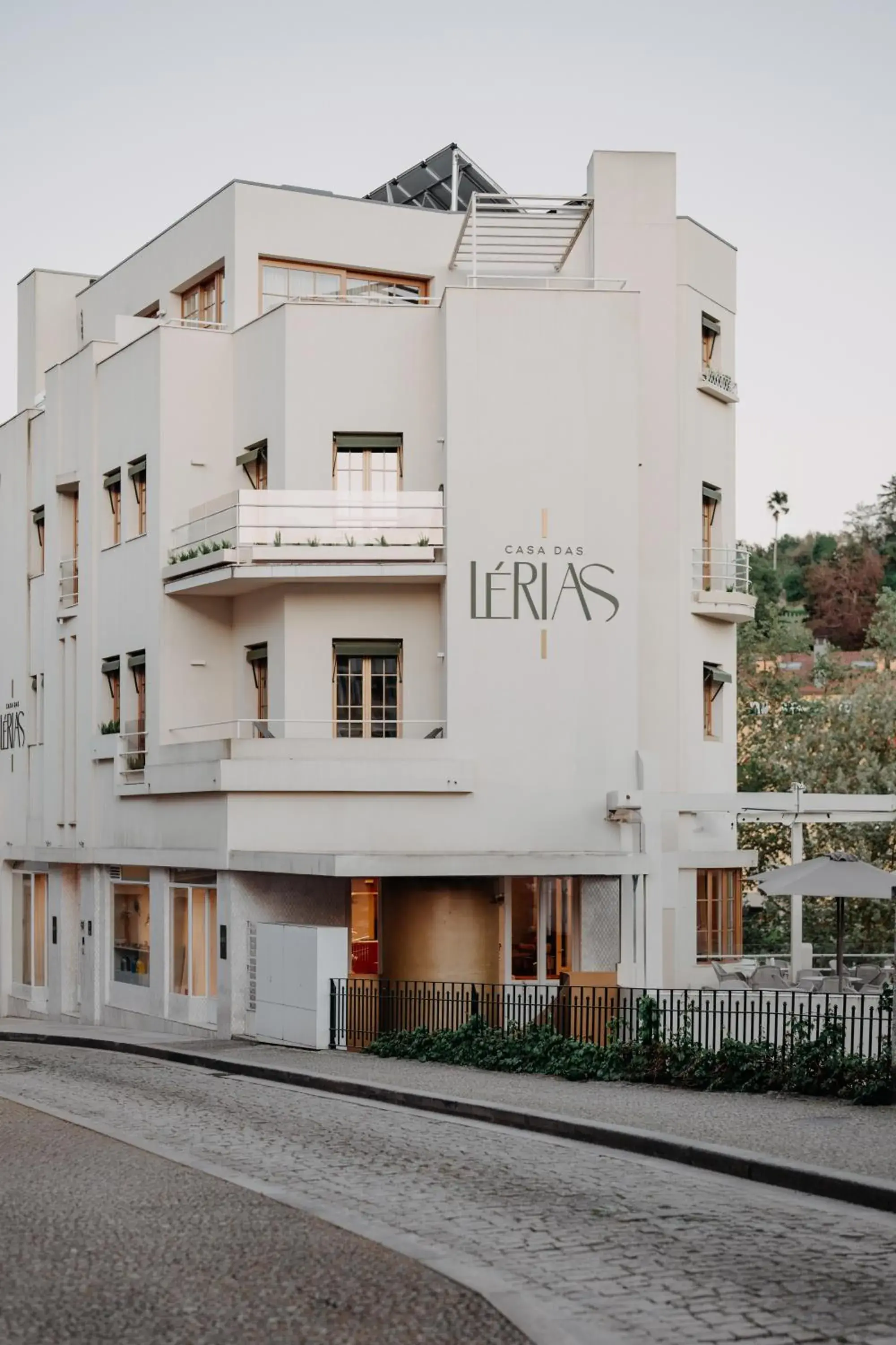 Property building in Casa das Lérias Property building in Casa das Lérias