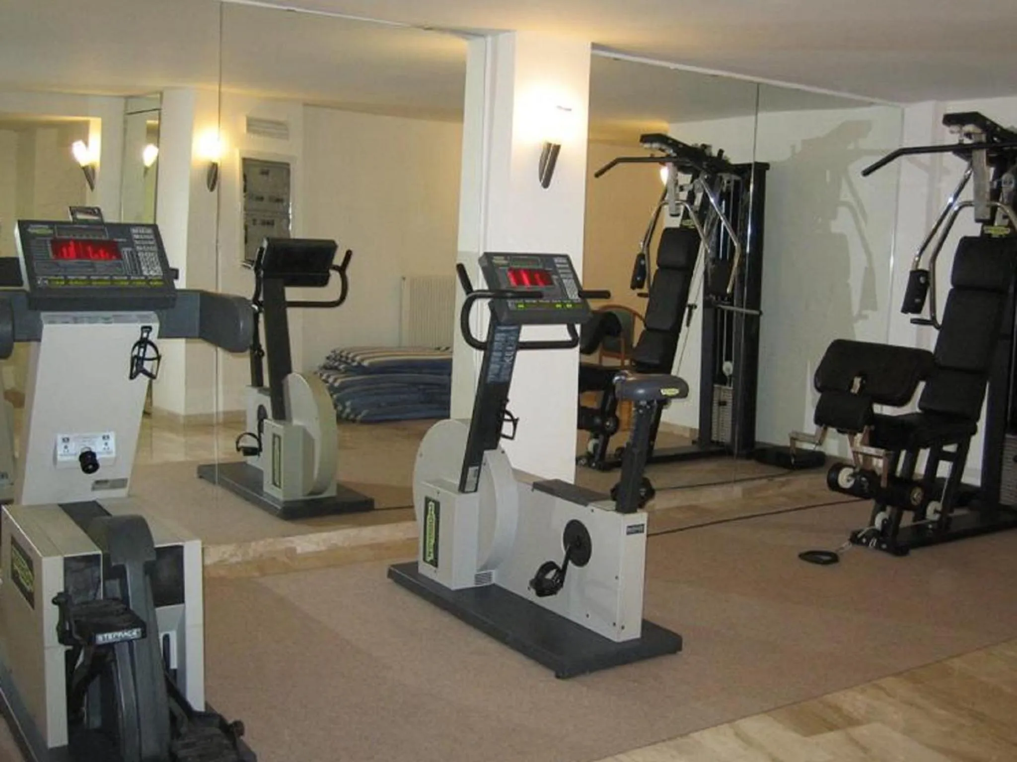 Fitness centre/facilities in Hotel Excelsior Bay