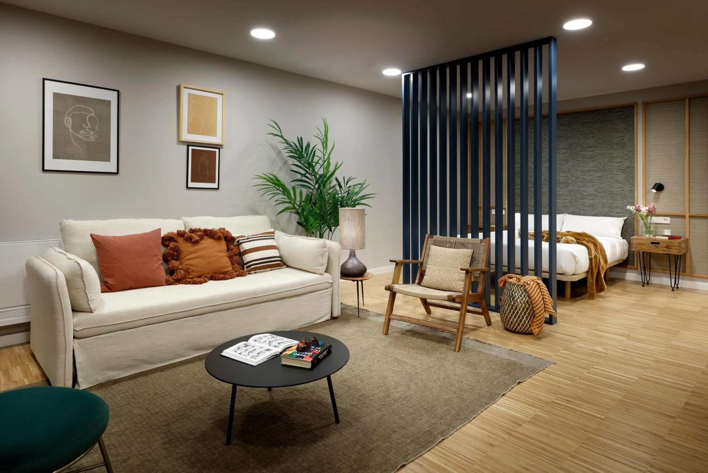 Lounge or bar in I Loft Santiago by Upper Luxury Housing