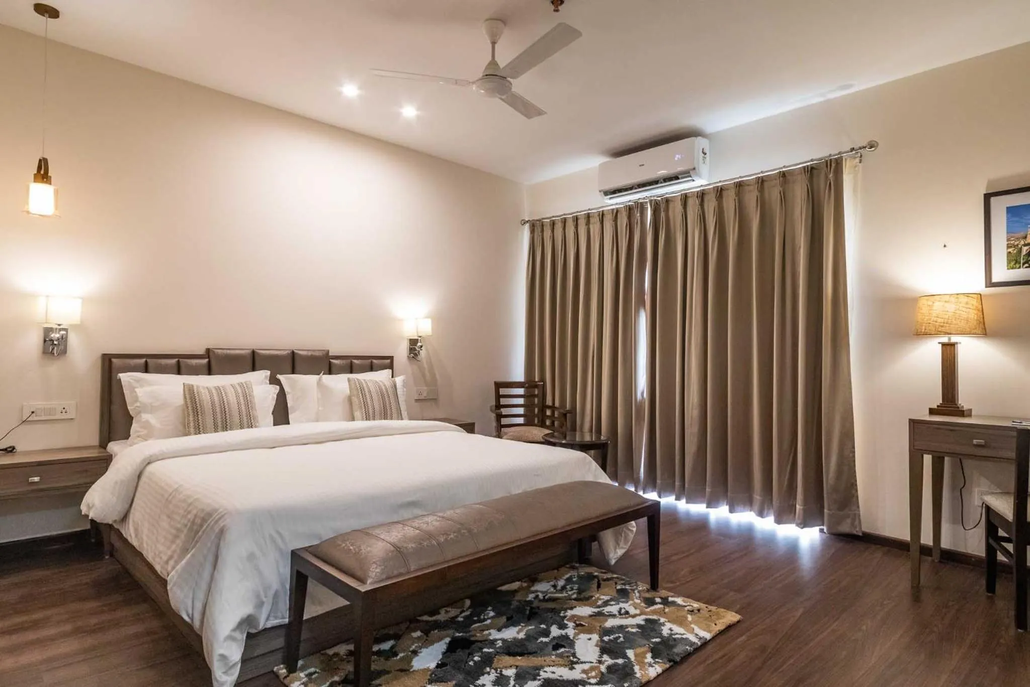 Photo of the whole room, Bed in Hotel Alaya