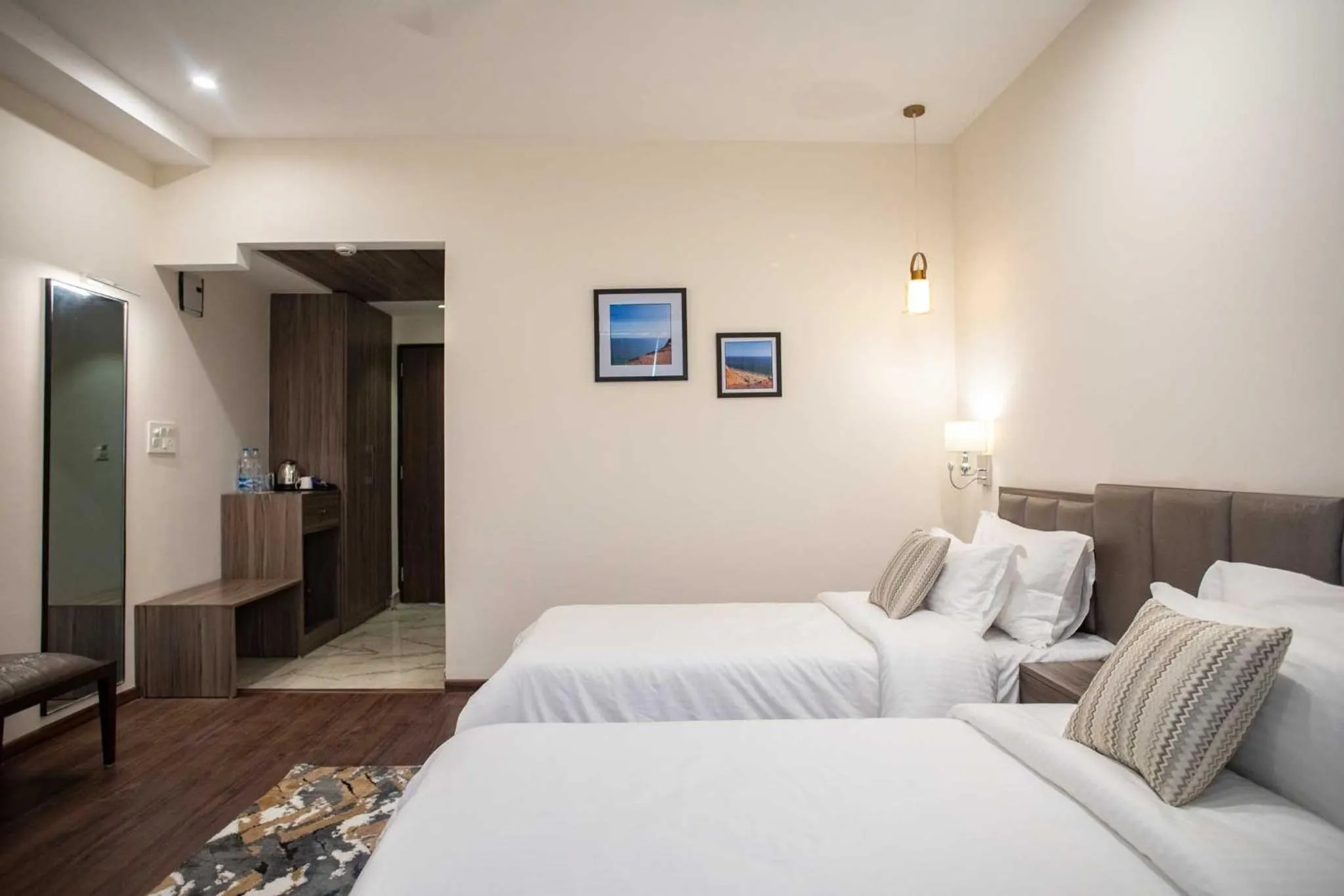 Photo of the whole room, Bed in Hotel Alaya