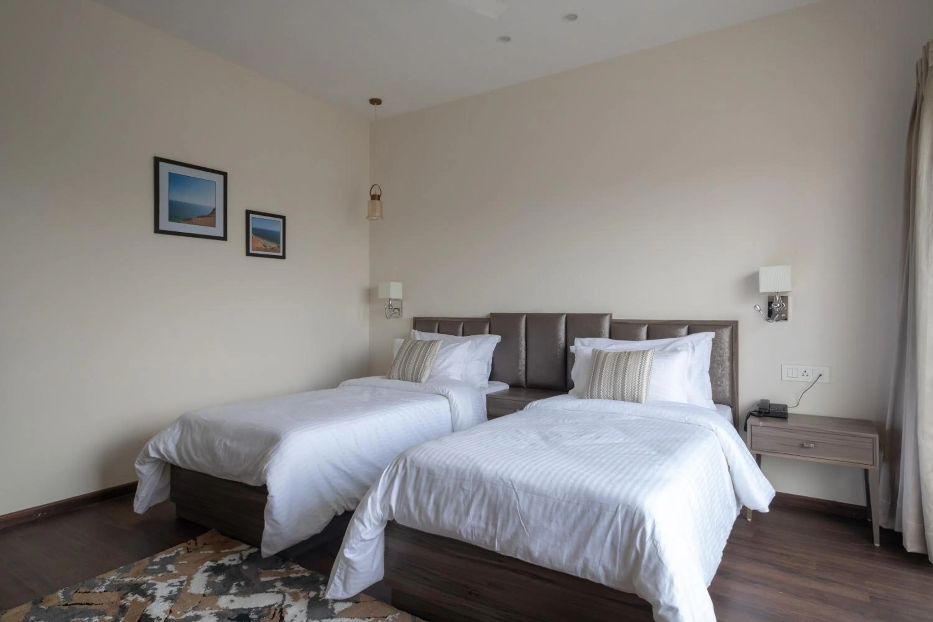 Photo of the whole room, Bed in Hotel Alaya