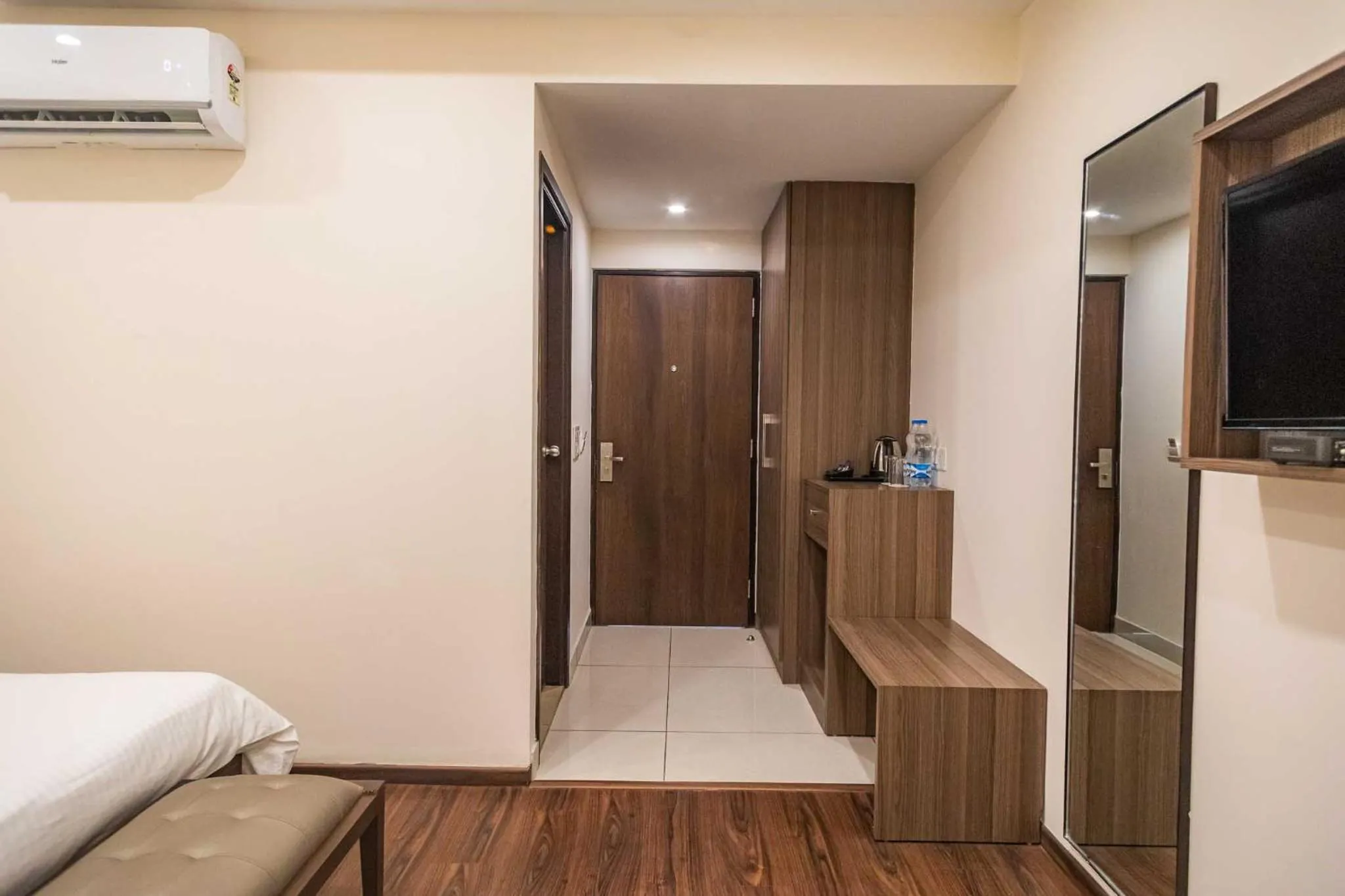 Steam room in Hotel Alaya