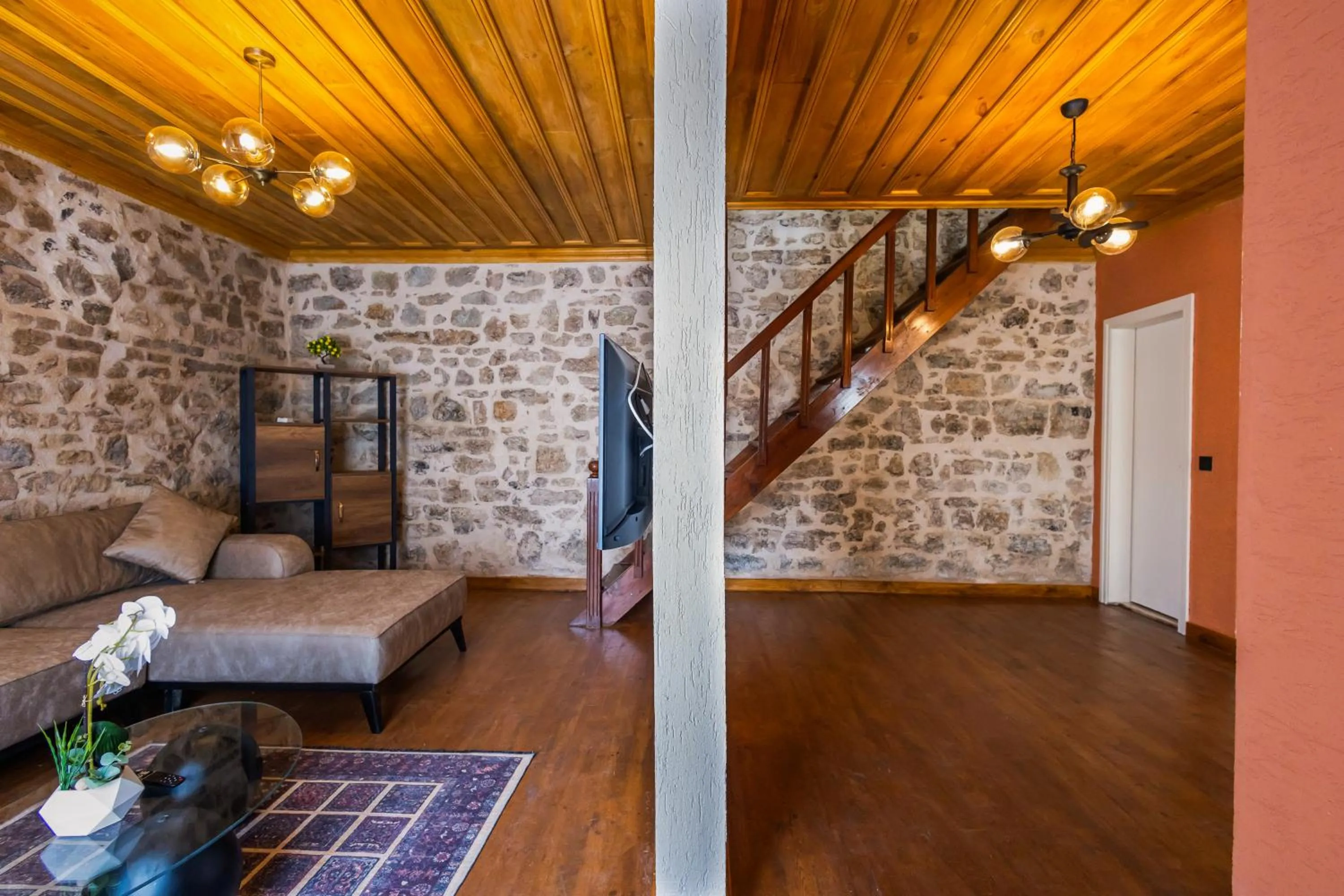 Living room in Fragments Hotel