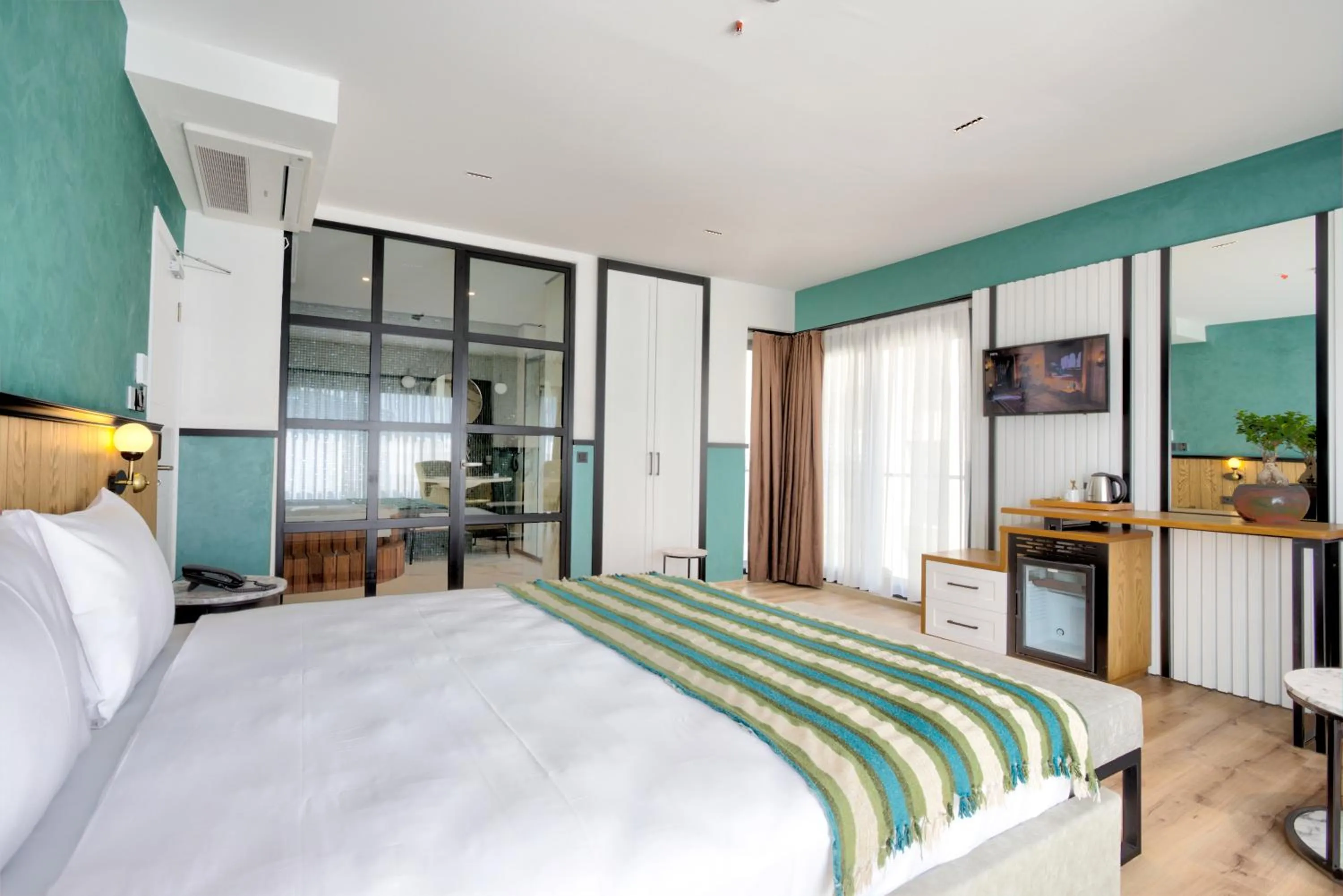 Bed in Fragments Hotel