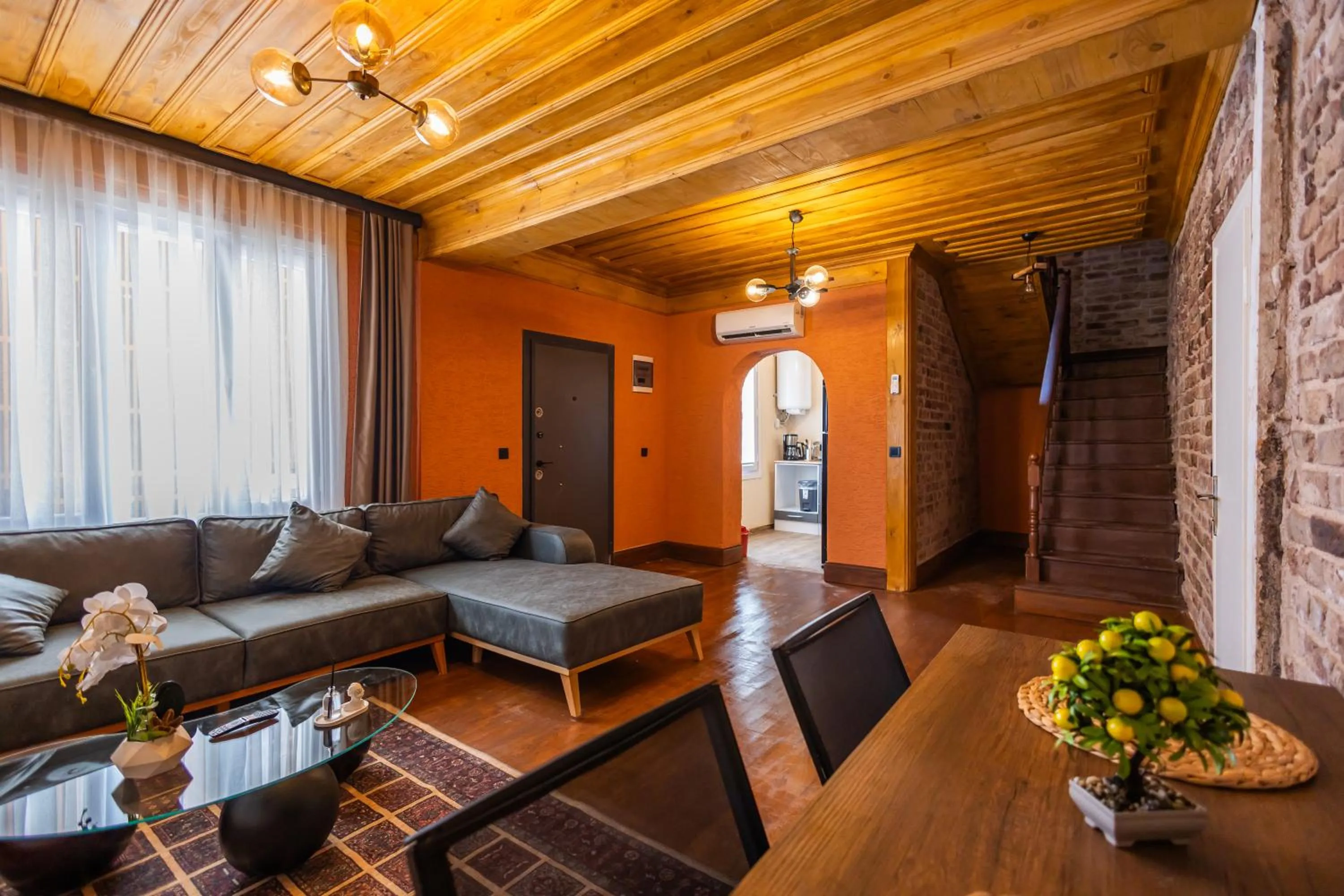 Living room in Fragments Hotel