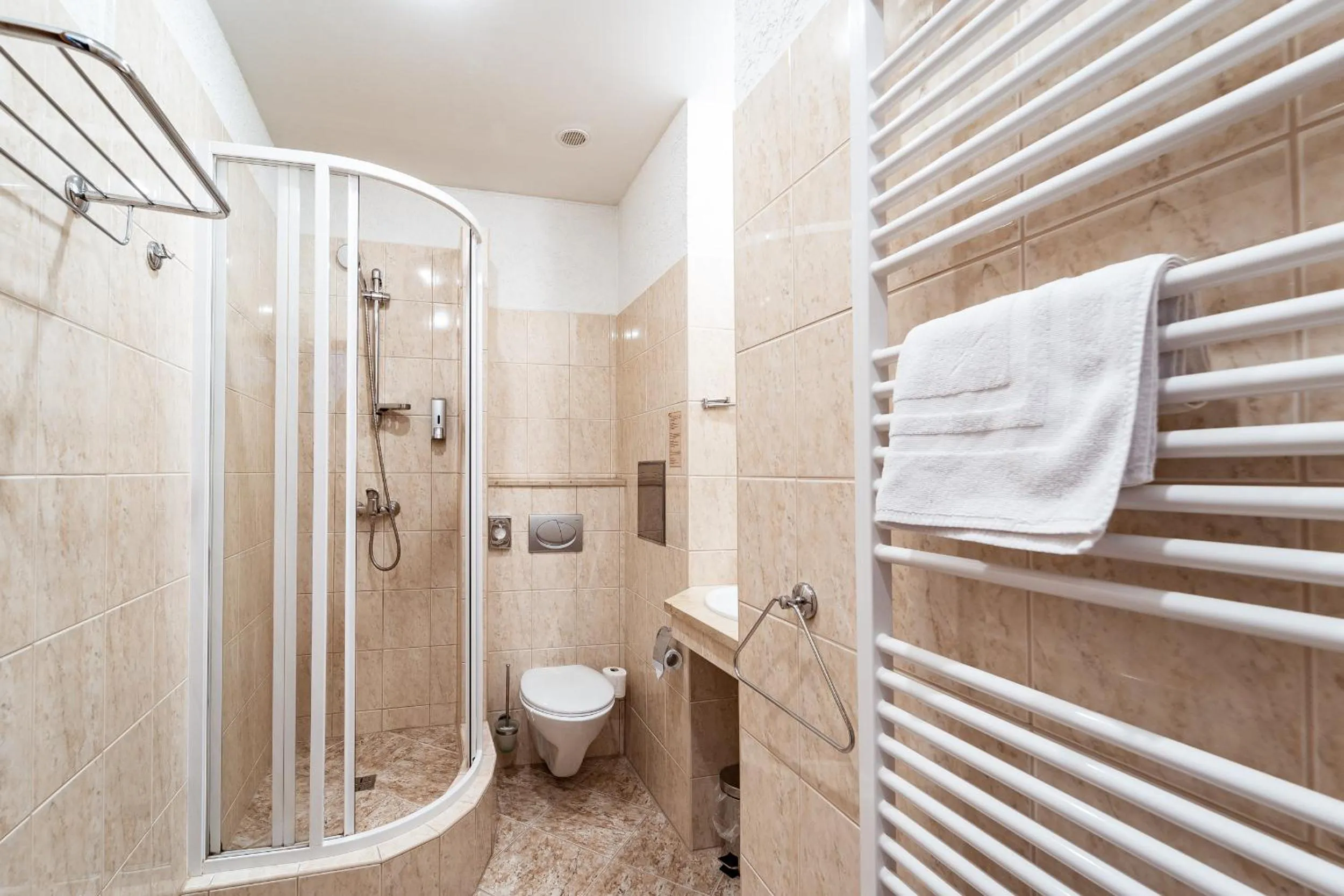 Bathroom in Hotel Panorama