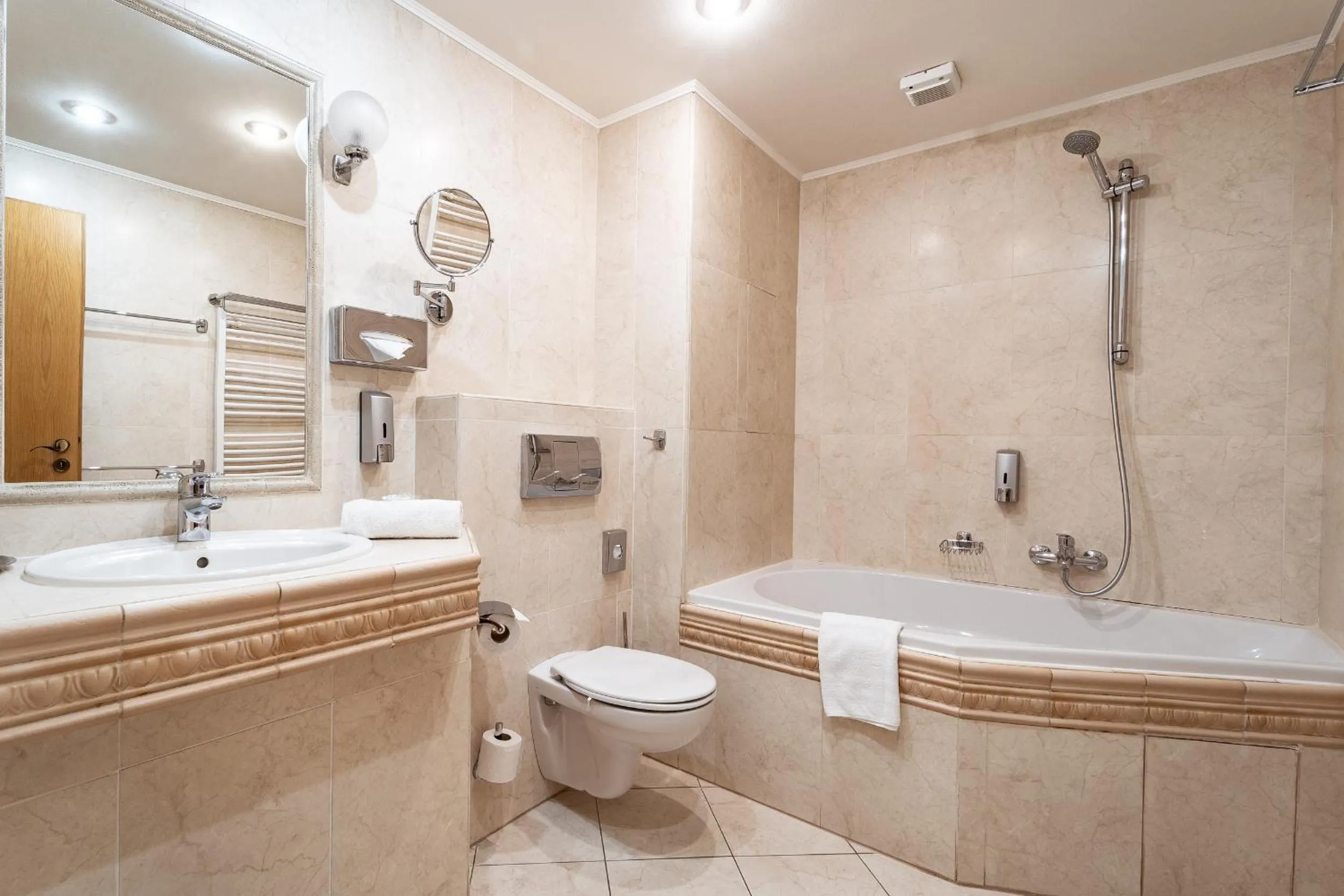 Bathroom in Hotel Panorama