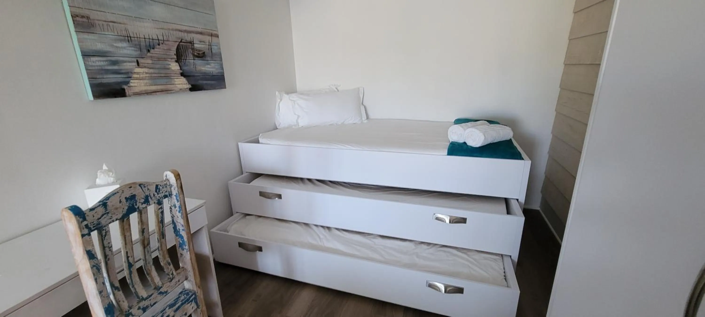 Bed in Rox and Sea Country Lodge