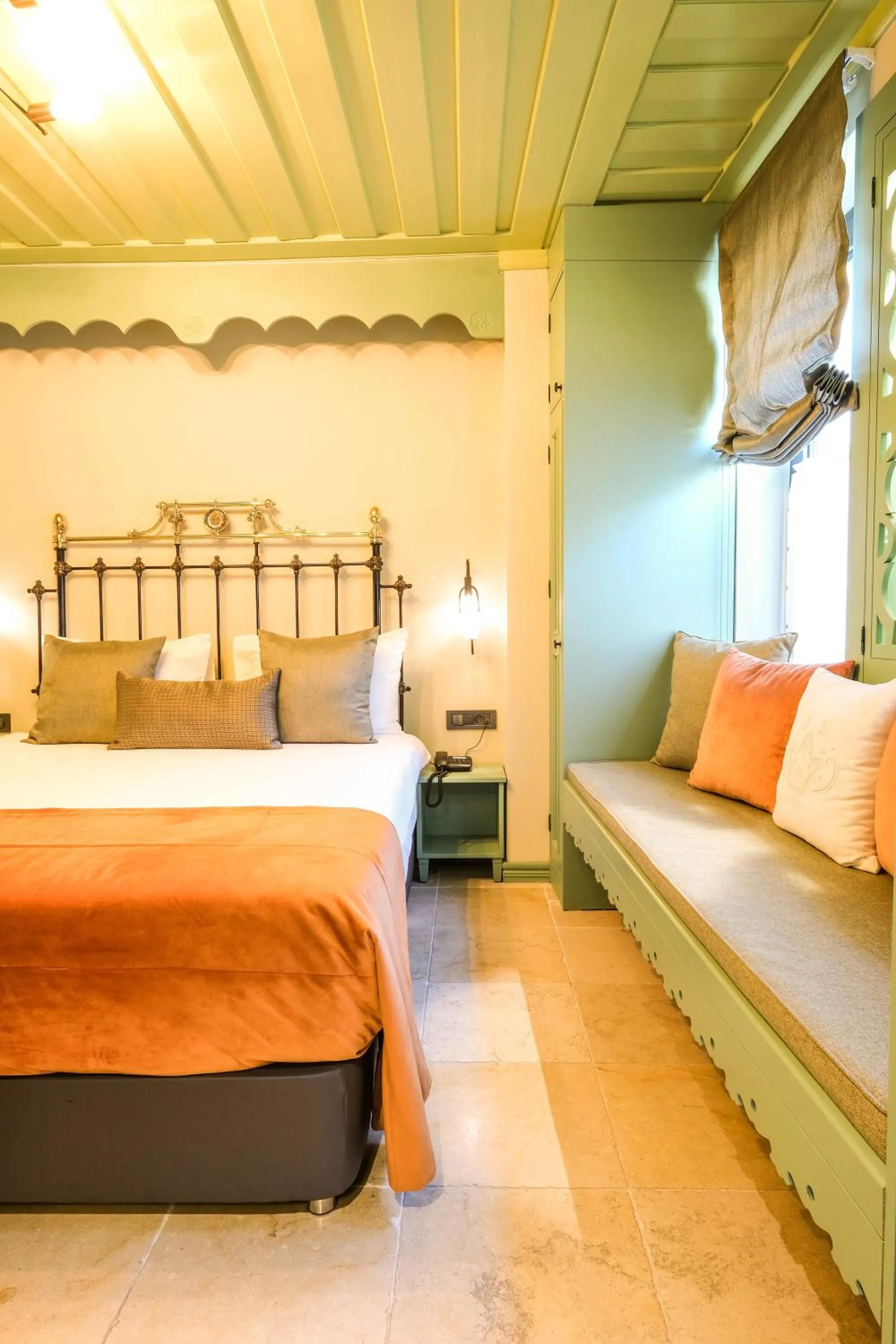 Bed in Kocadon Hotel