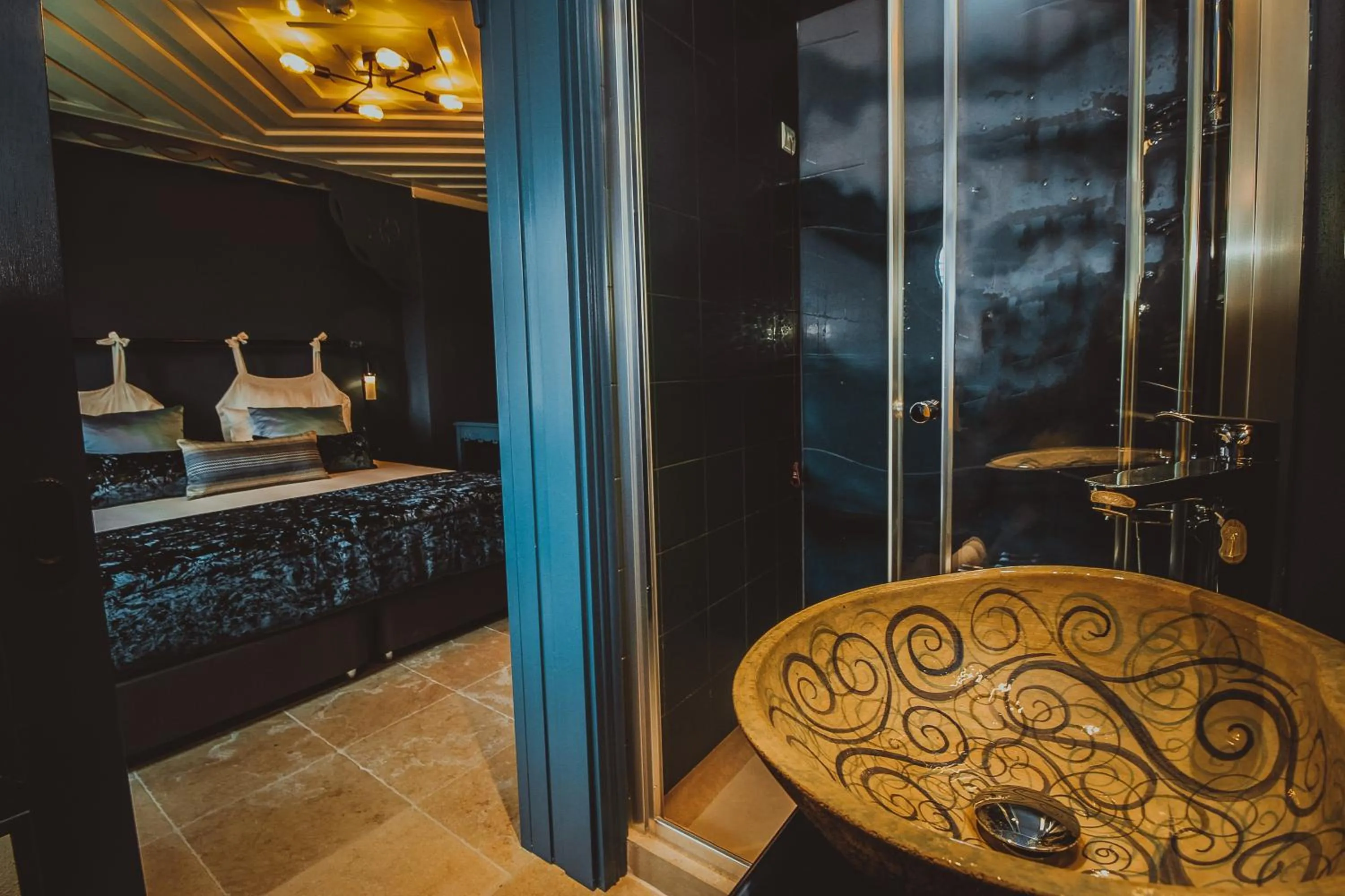 Bed in Kocadon Hotel