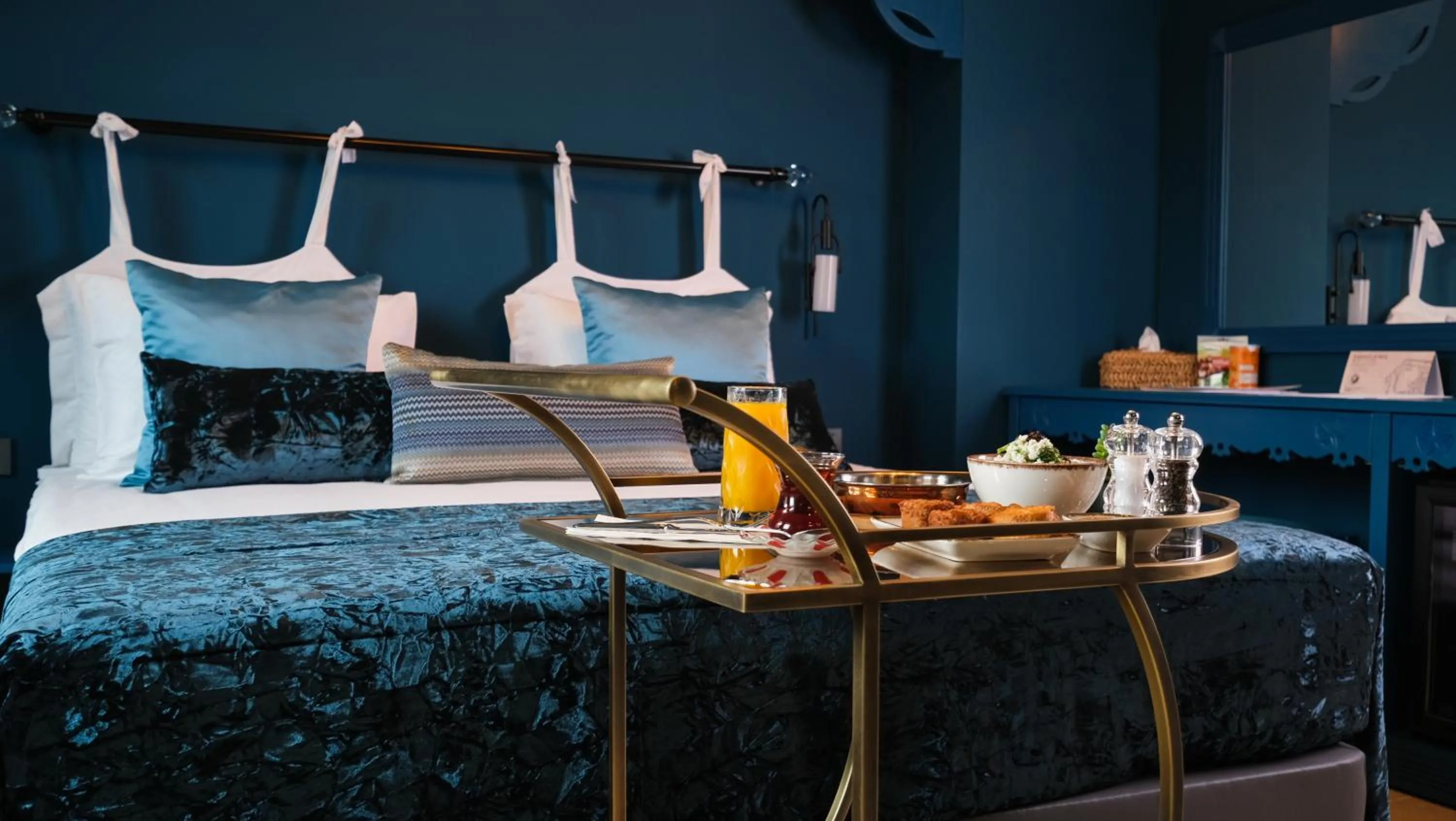 Bed in Kocadon Hotel