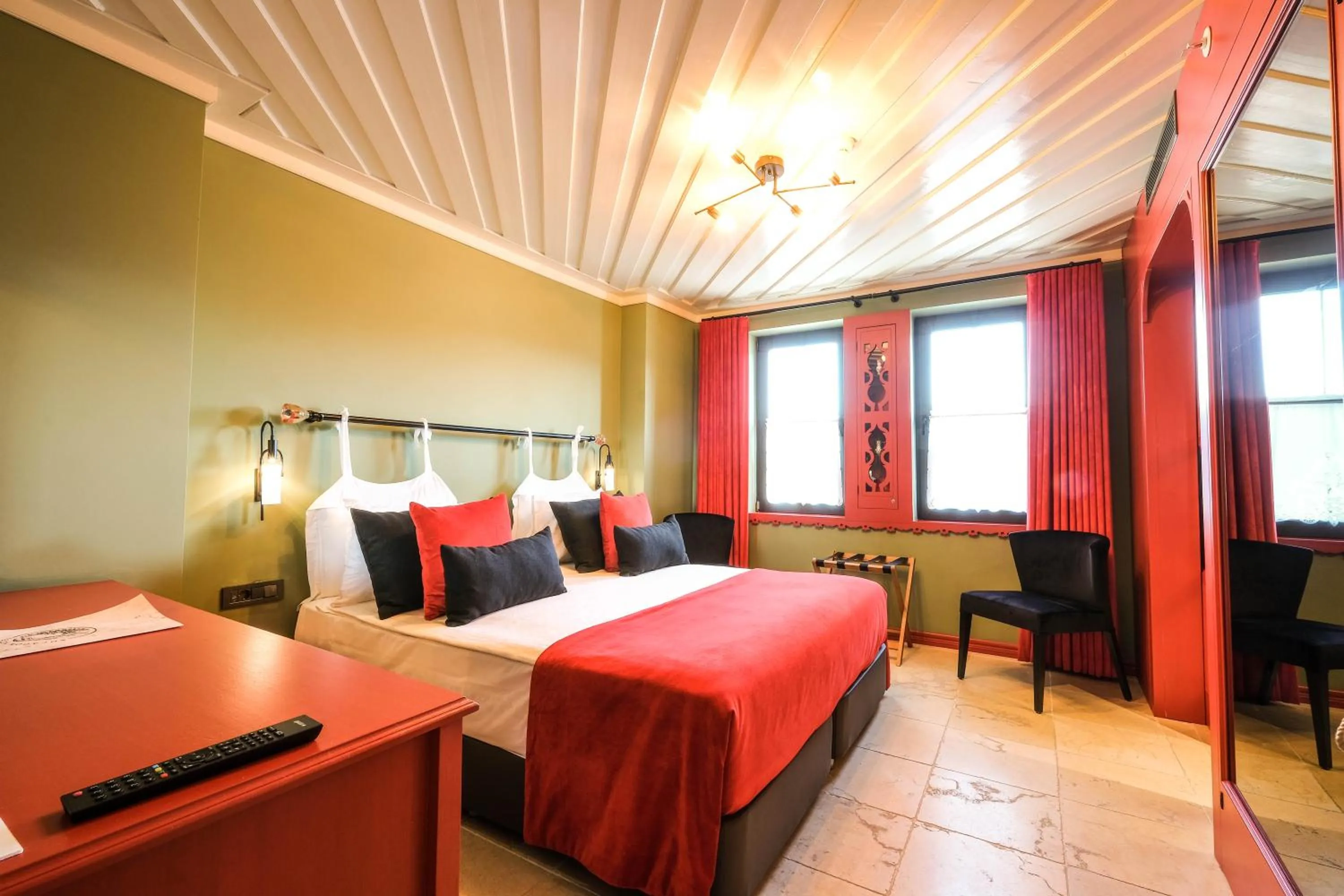 Bed in Kocadon Hotel