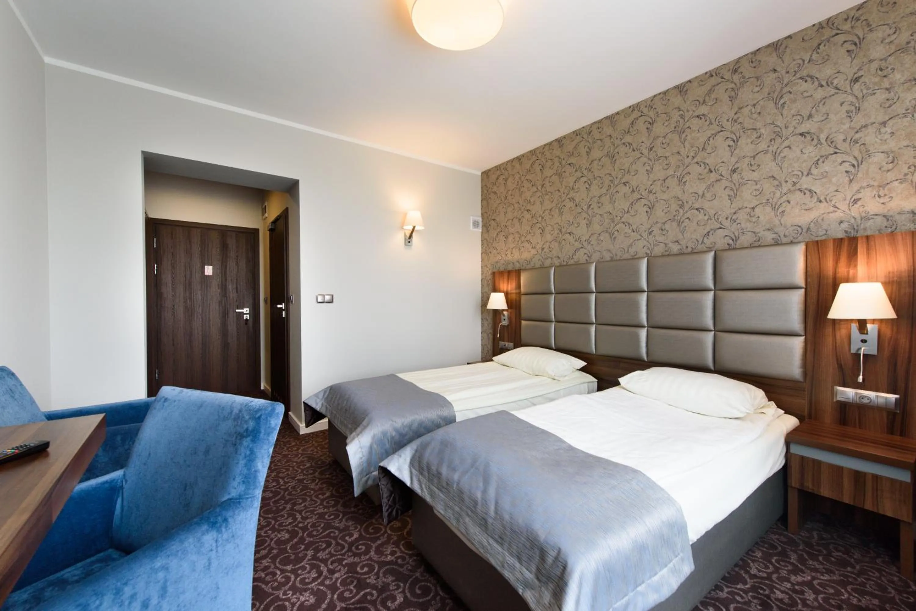 Photo of the whole room, Bed in Hotel Nowy Dwór