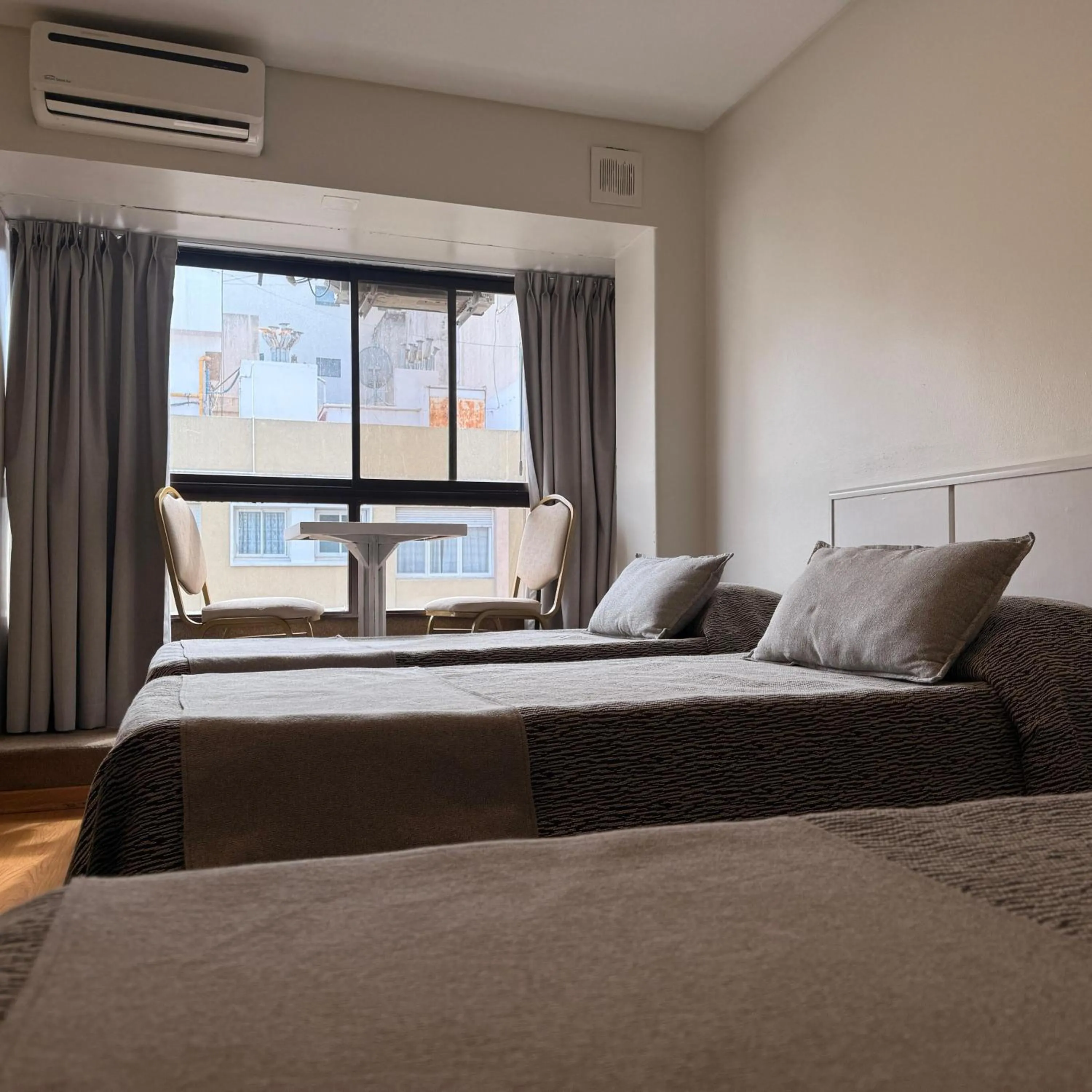 Hotel Dion
