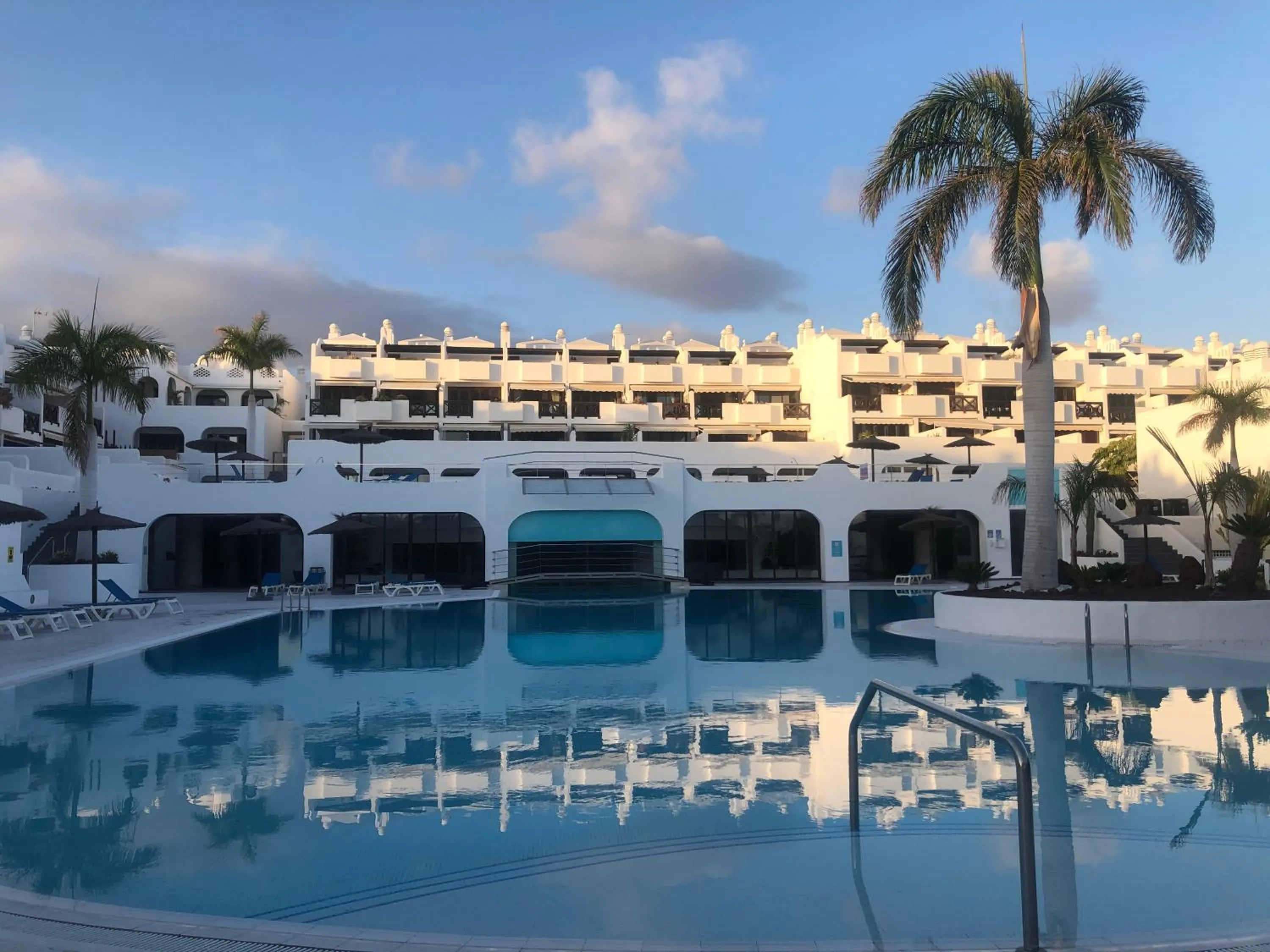 ADEJE PARADISE RESORT