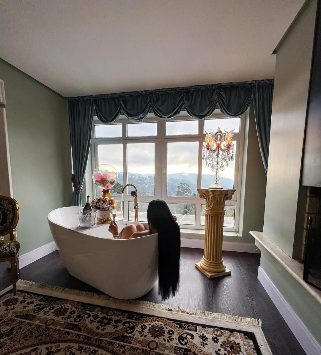 Bath in Le Boutique Hotel Gramado - Exclusivo para Casais