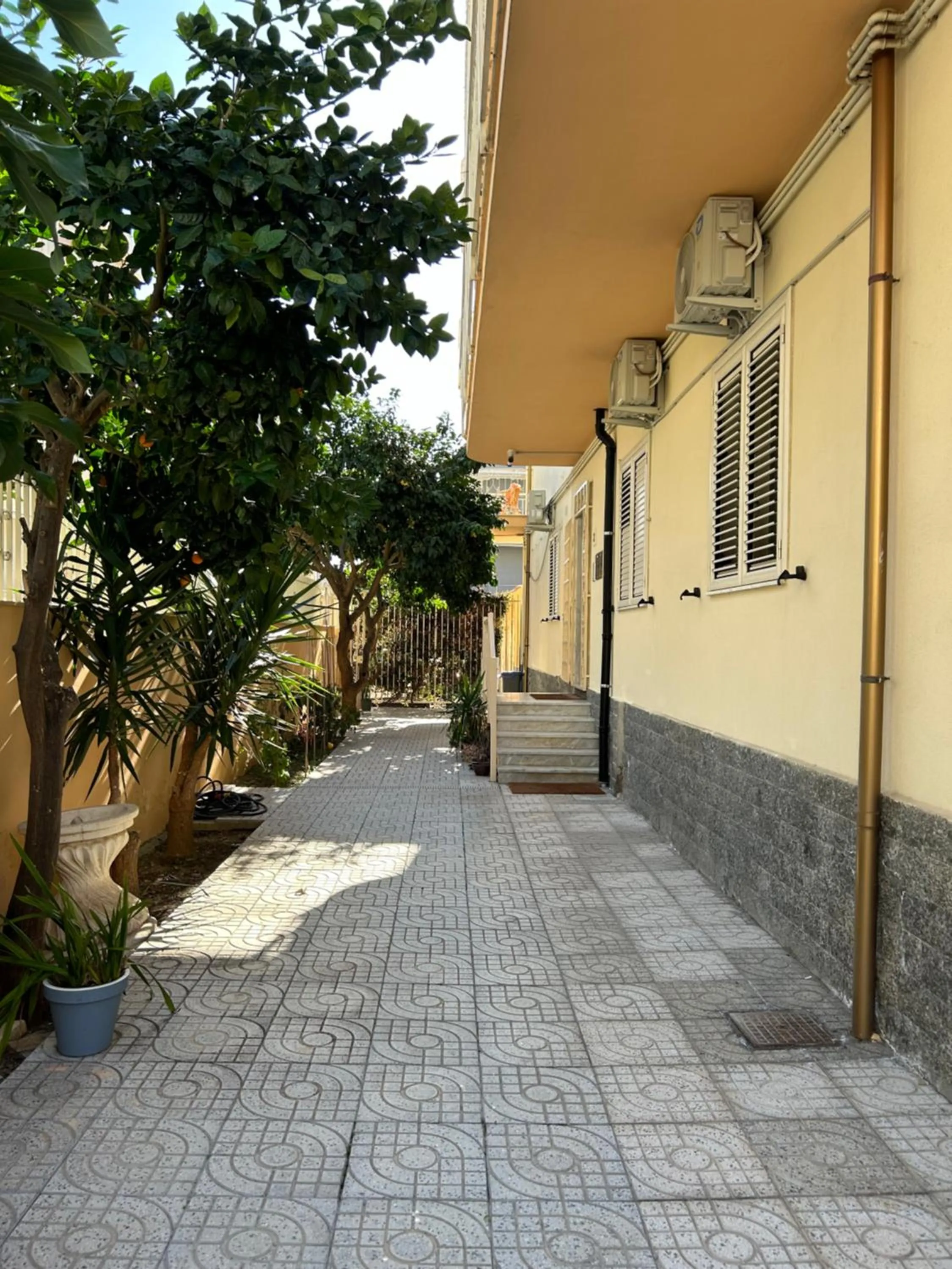 Property building in Confort Suites