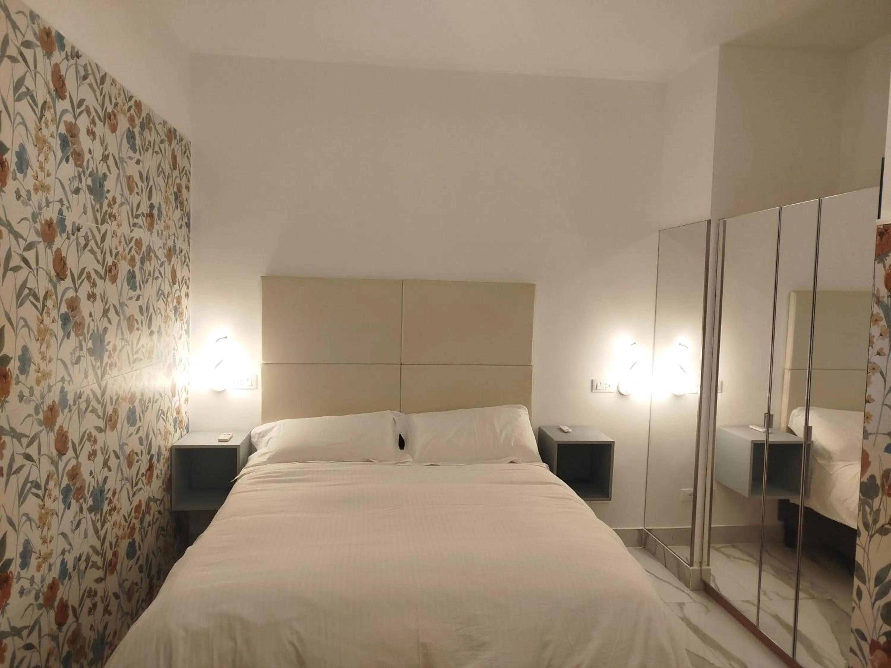 Bed in Confort Suites