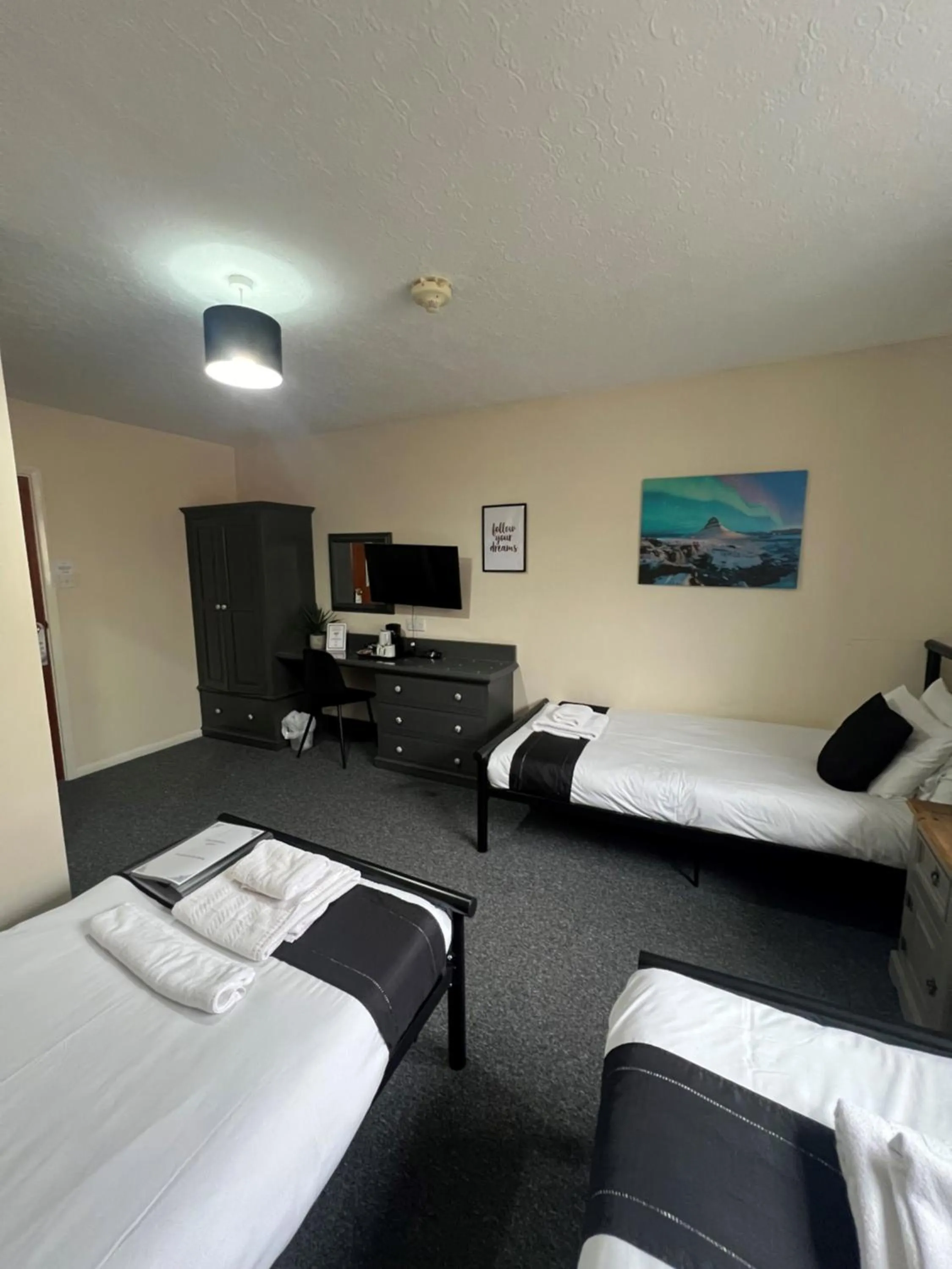 Bed in Burlington Hotel