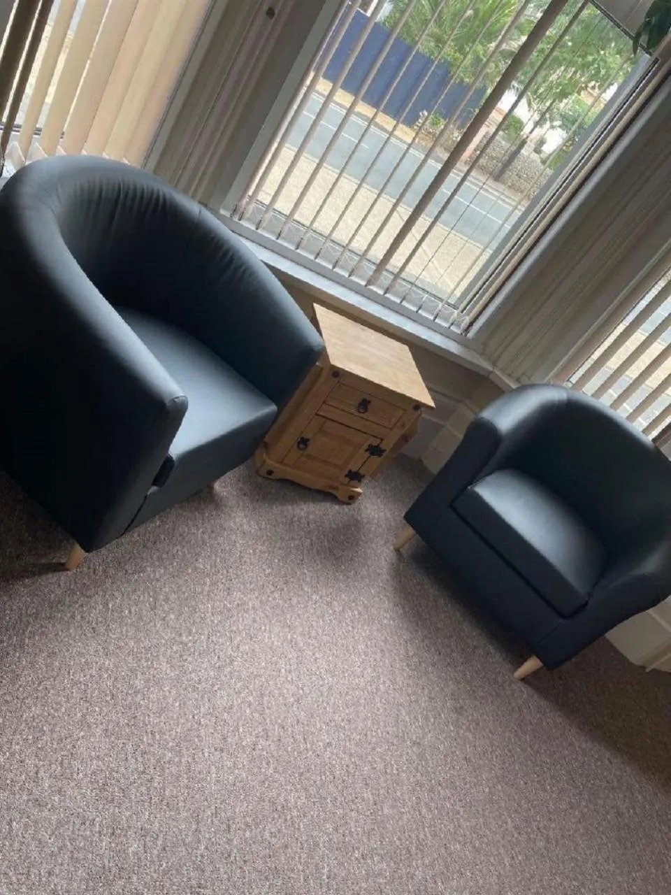 Seating area in Burlington Hotel