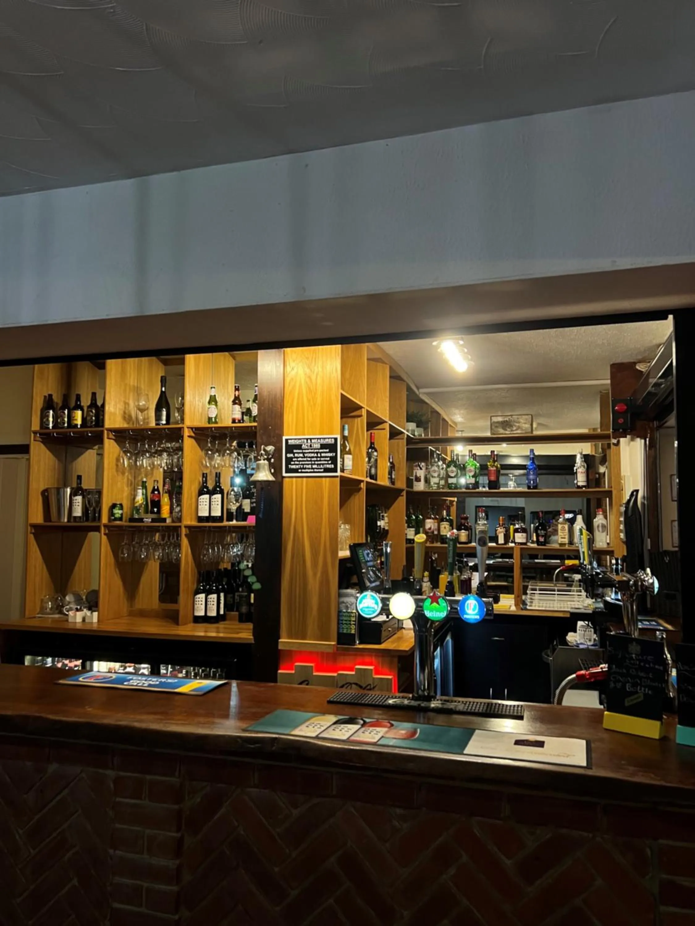 Communal lounge/ TV room in Burlington Hotel