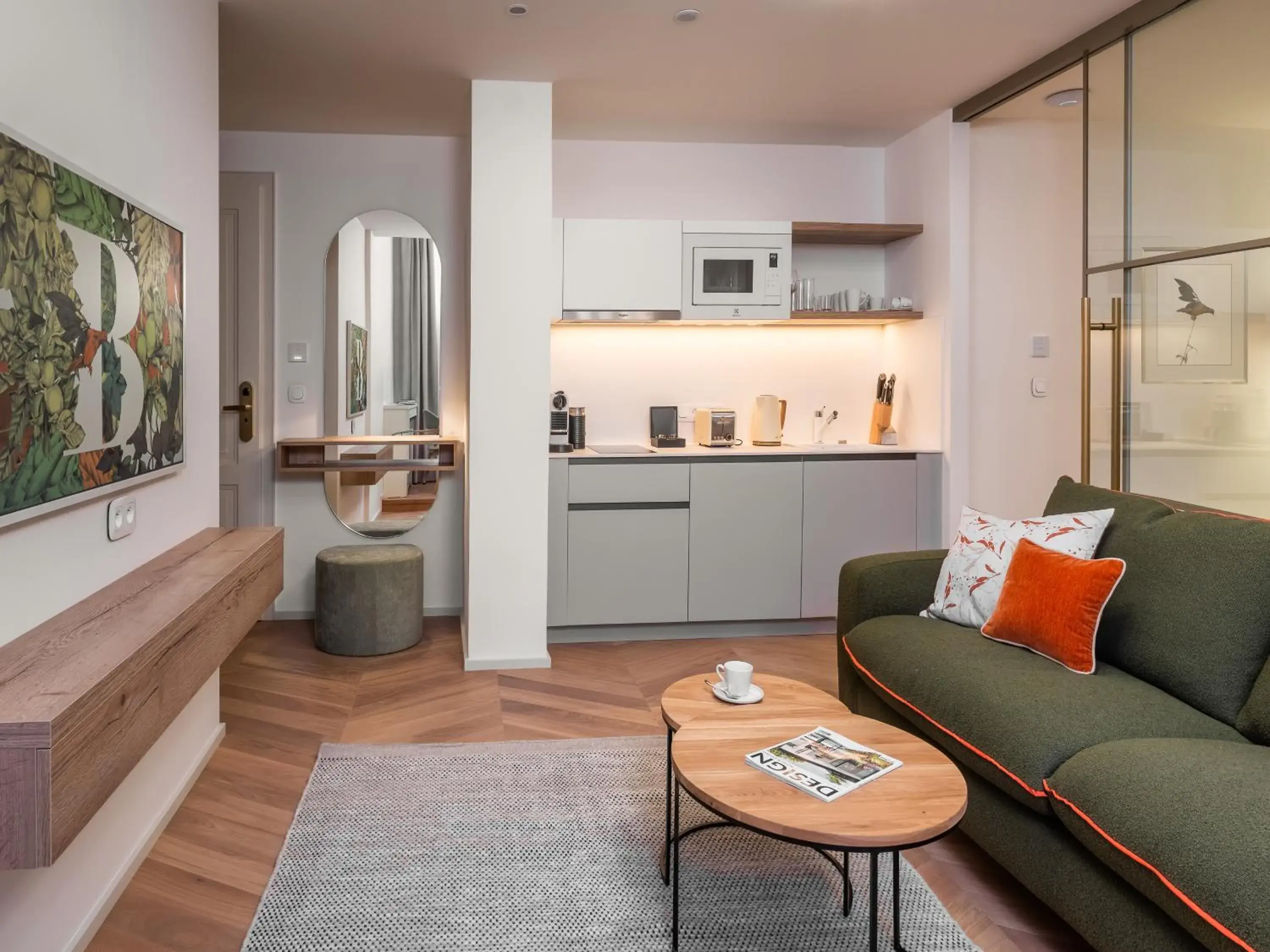Intimate One-Bedroom Apartment in The Botanist by Adrez Intimate One-Bedroom Apartment in The Botanist by Adrez