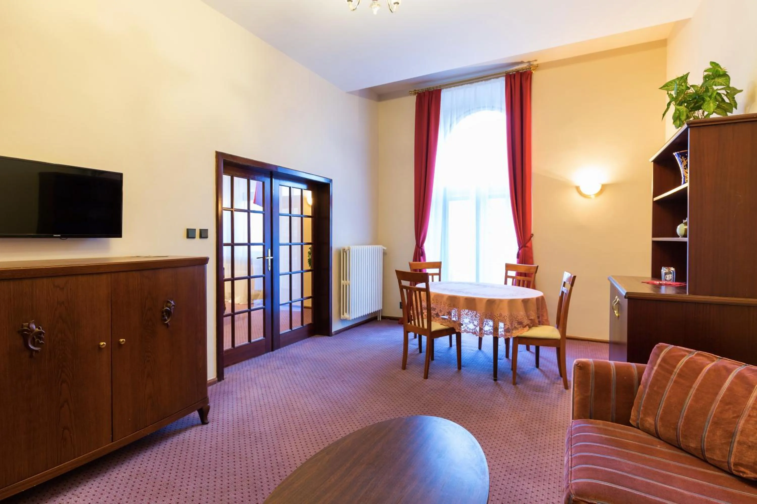 Day in Hotel Continental